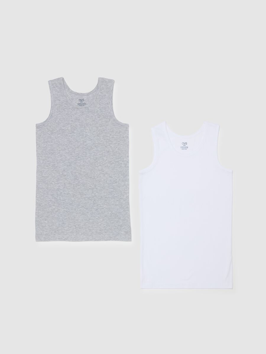 Two-pack racerback vests in organic cotton_0