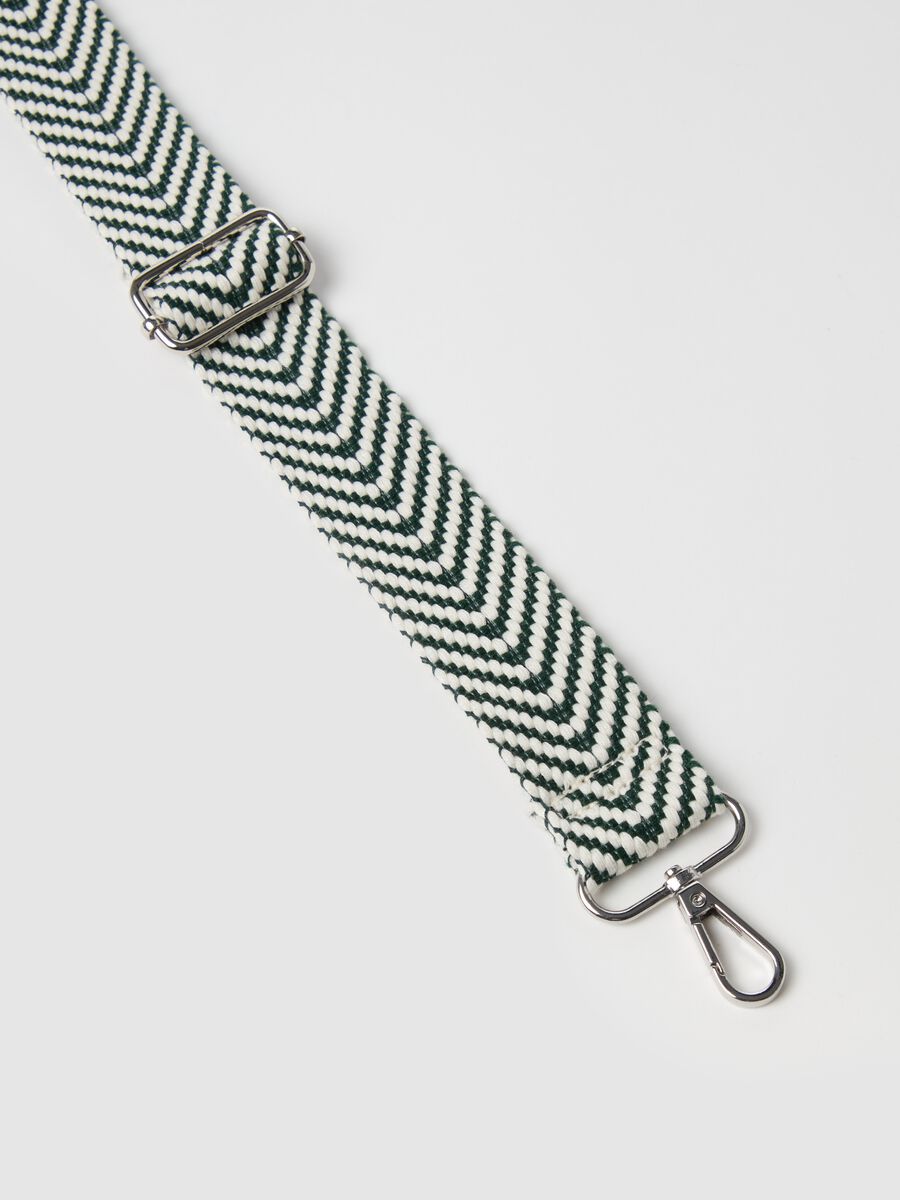 Adjustable herringbone shoulder strap_1