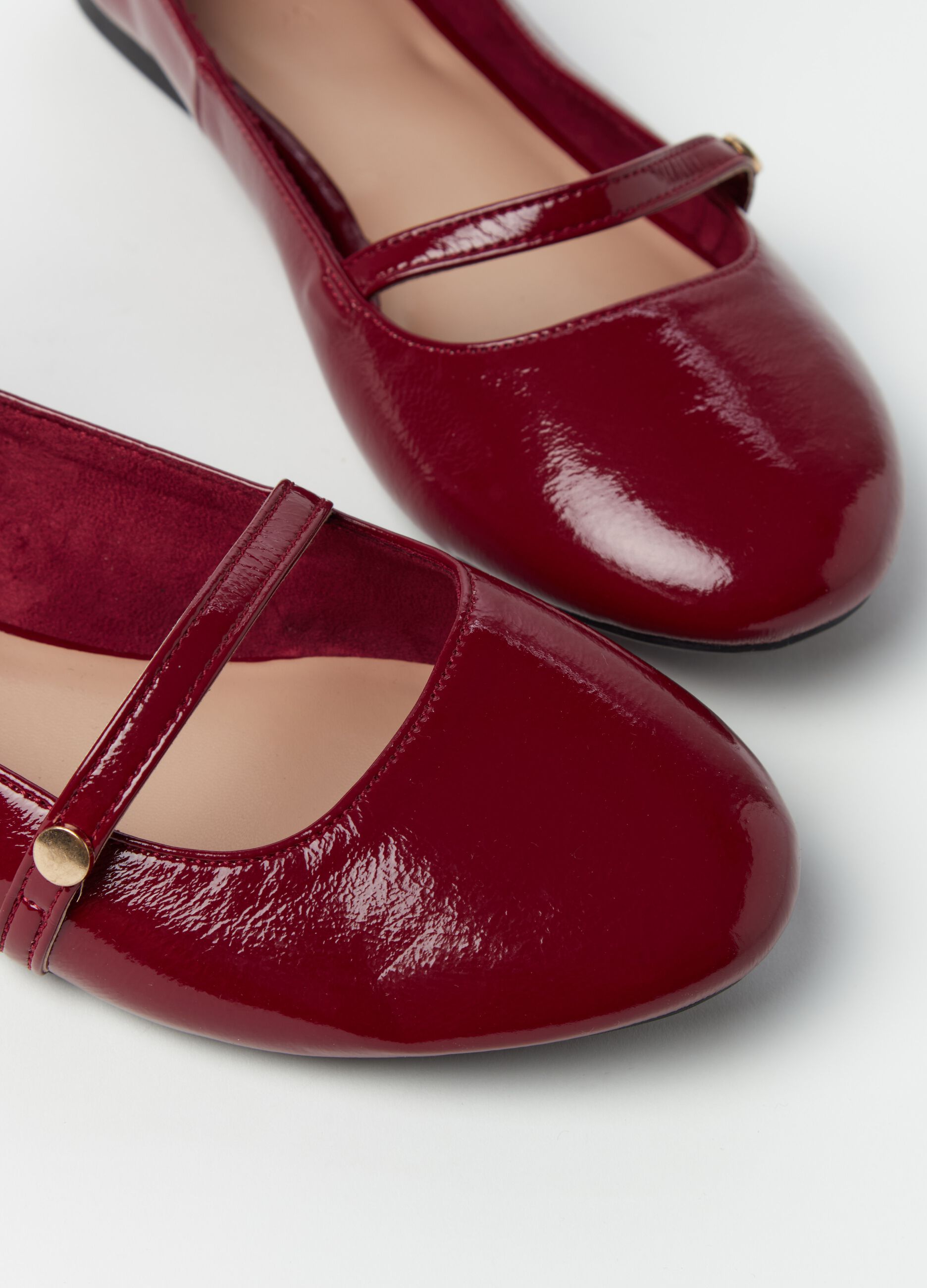 Mary Jane glossy-effect ballerina flats