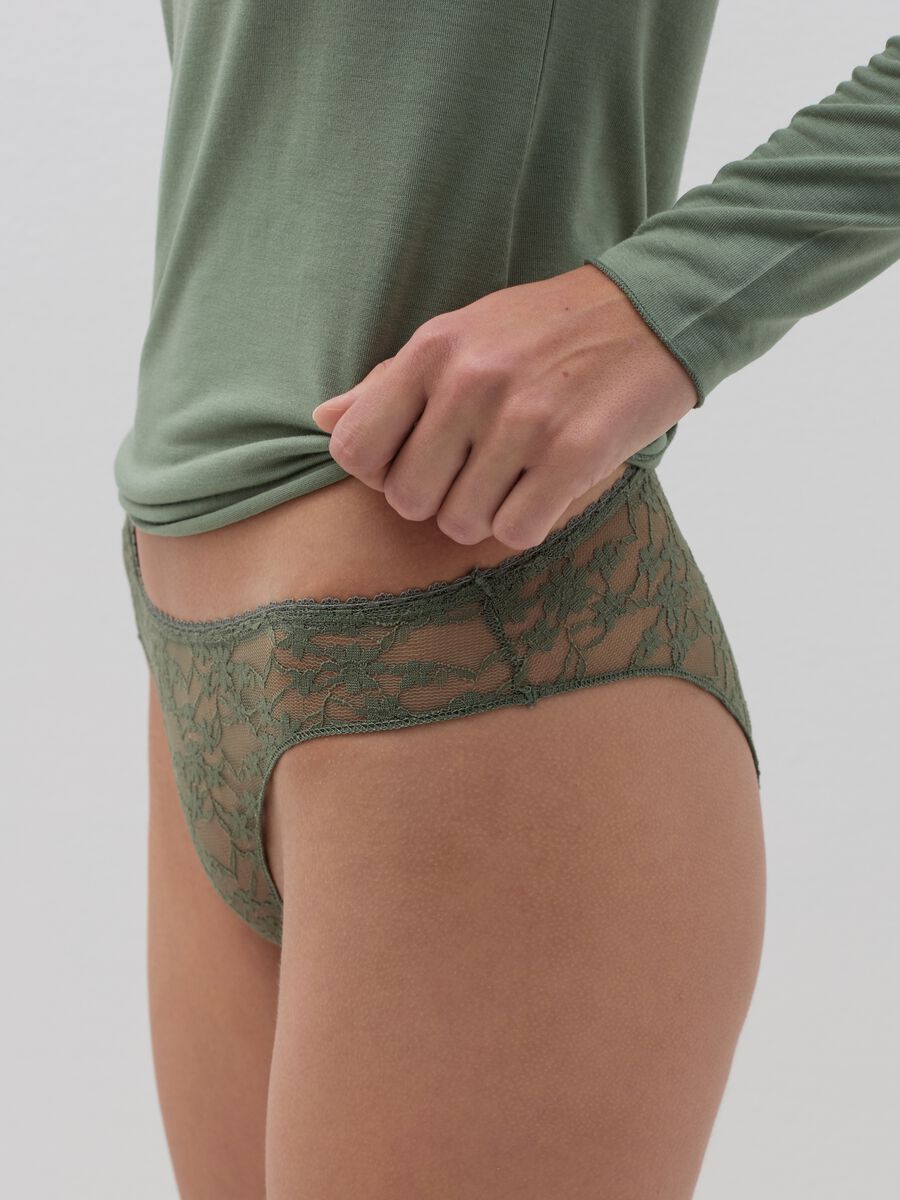 Lace briefs with trim_2