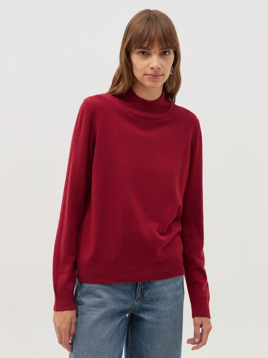 Long-sleeved top with mock neck_1