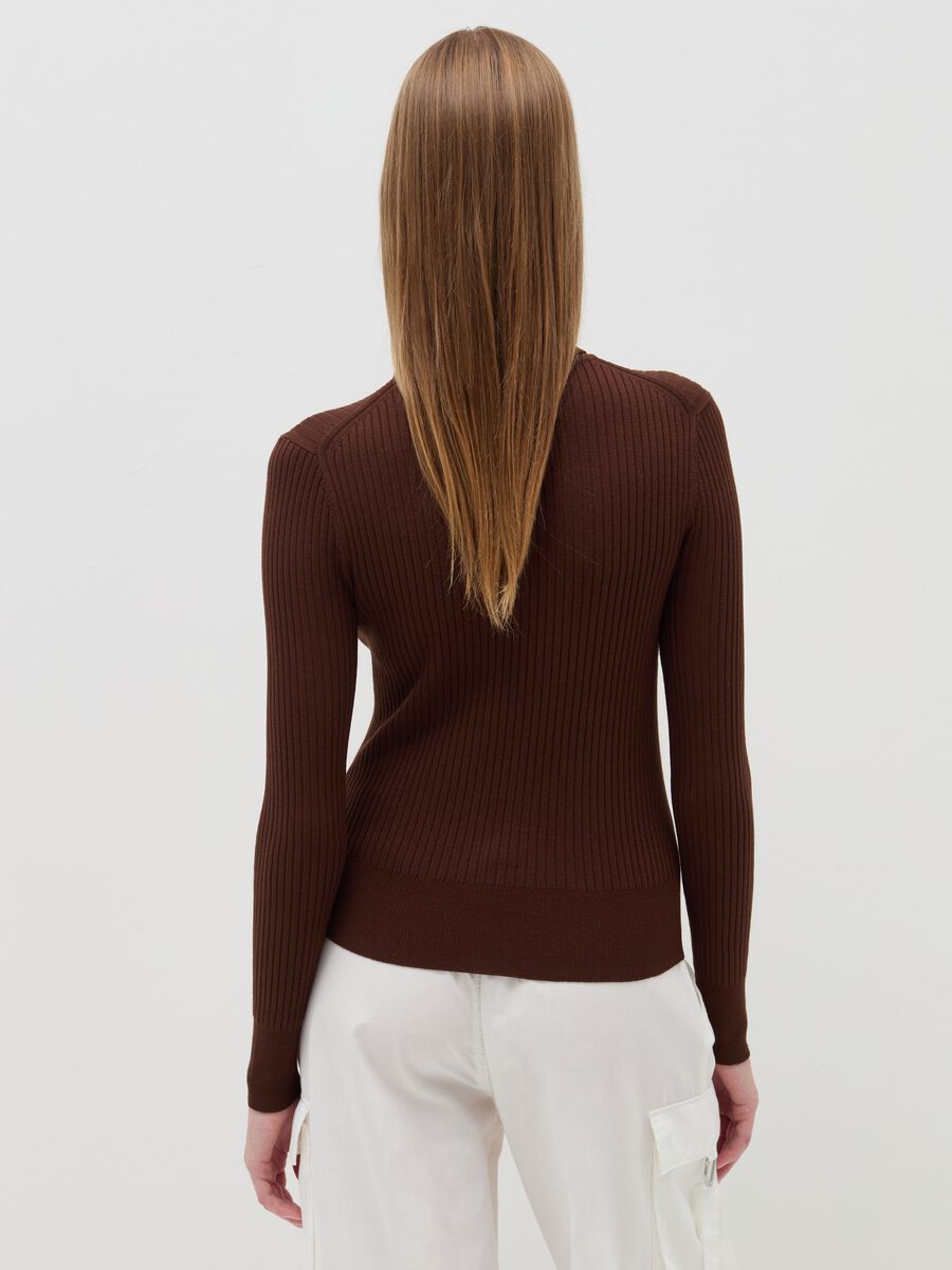 Turtleneck pullover with flat ribbing_2