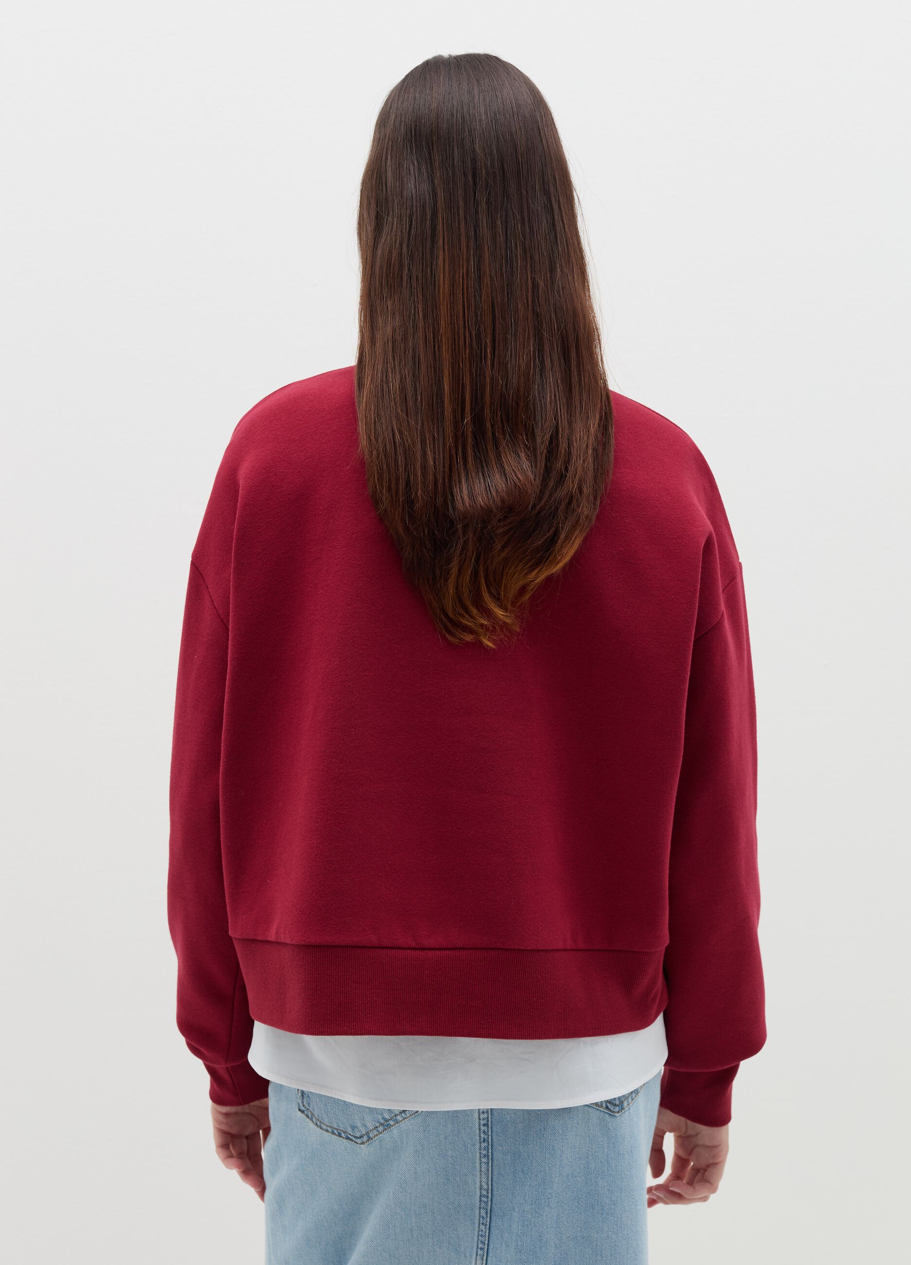 Sweatshirt with round neck