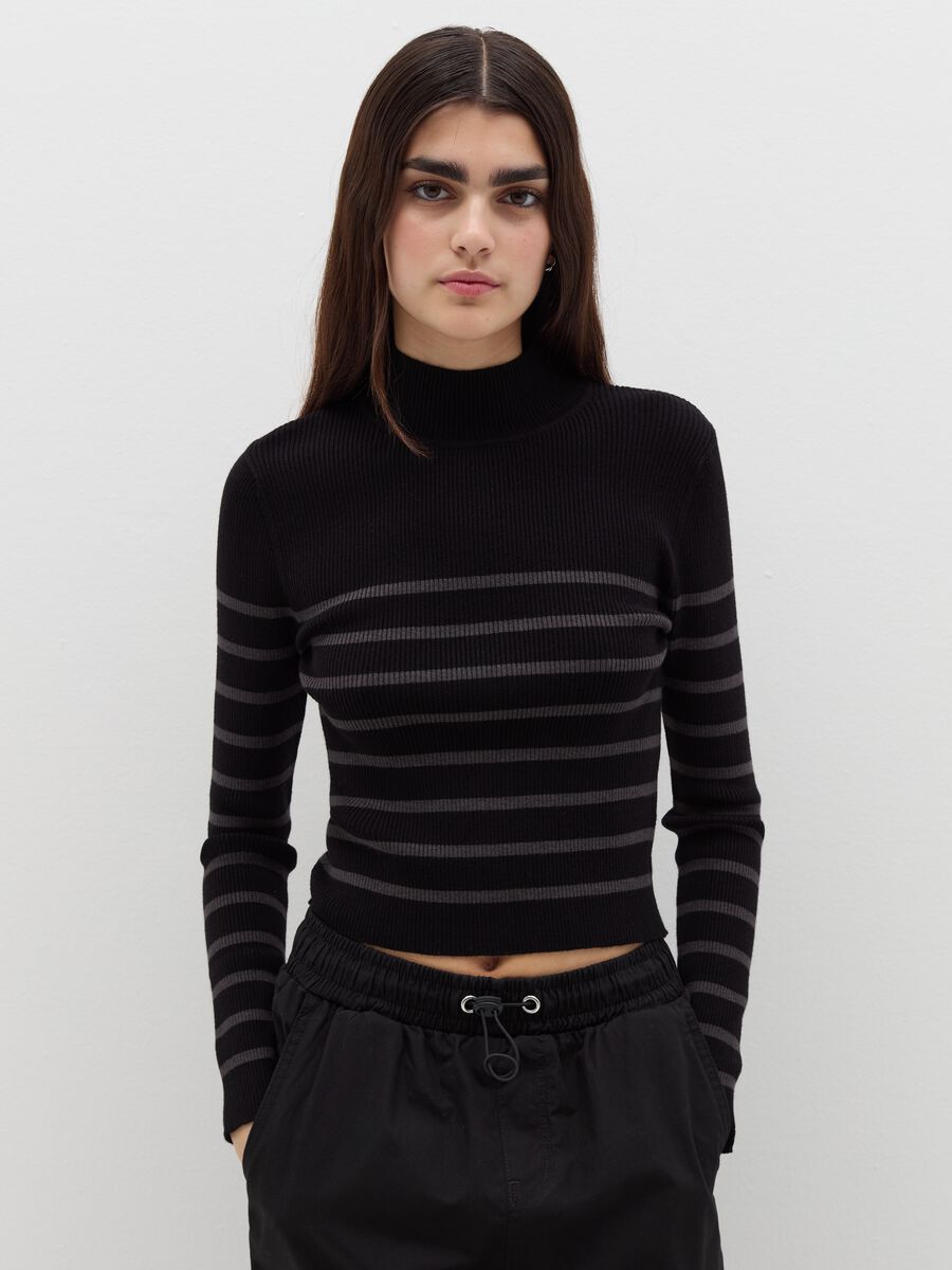 Pullover with striped mock neck_1