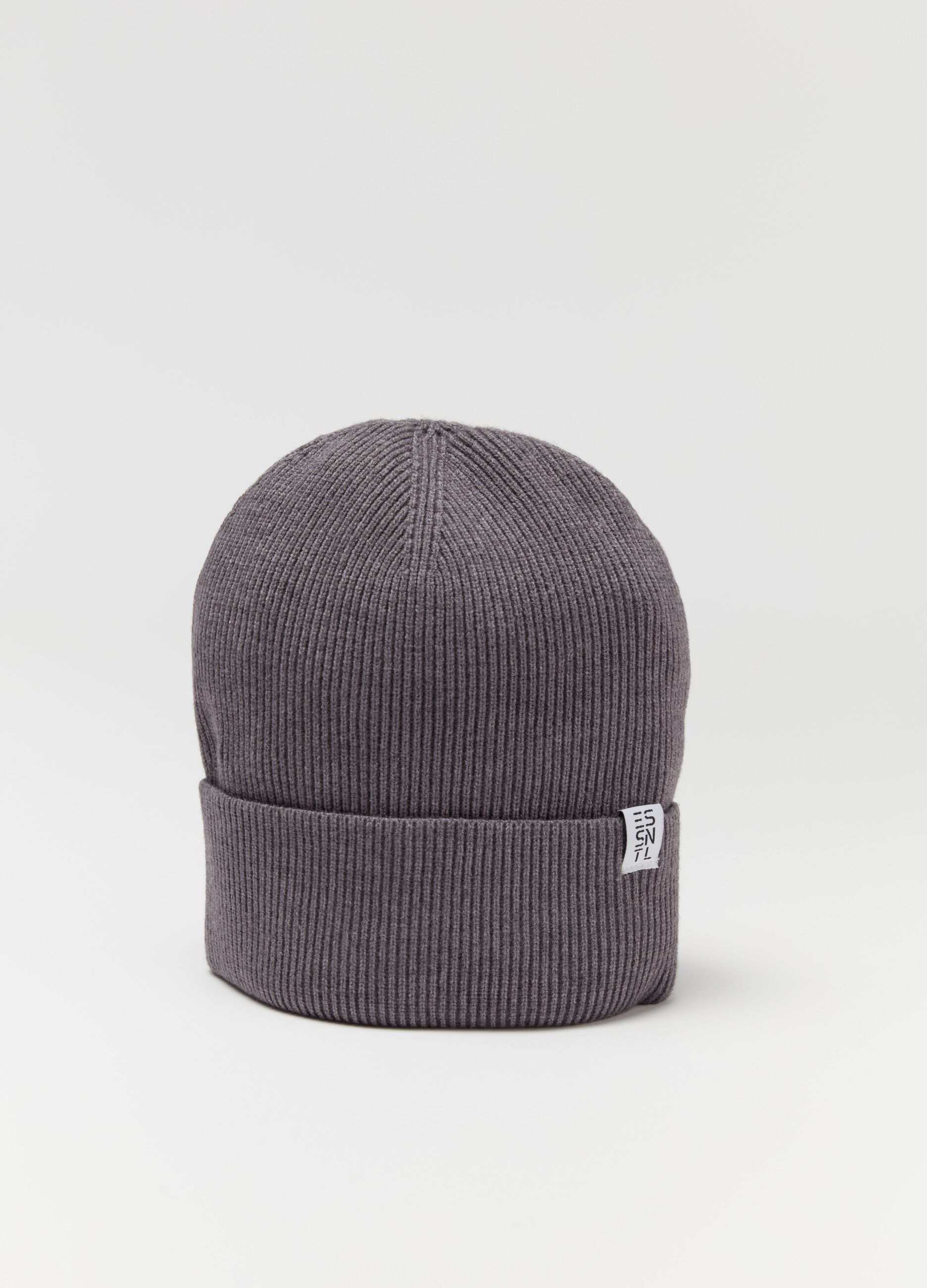 Essential ribbed hat with fold