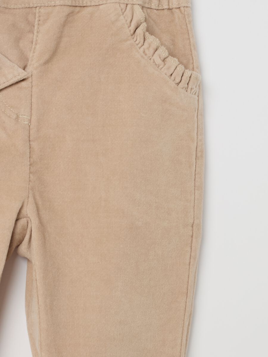 Corduroy trousers with frills_3