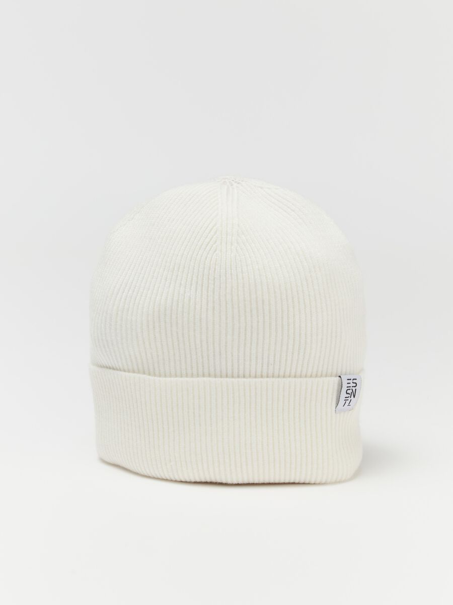 Essential ribbed hat with fold_2