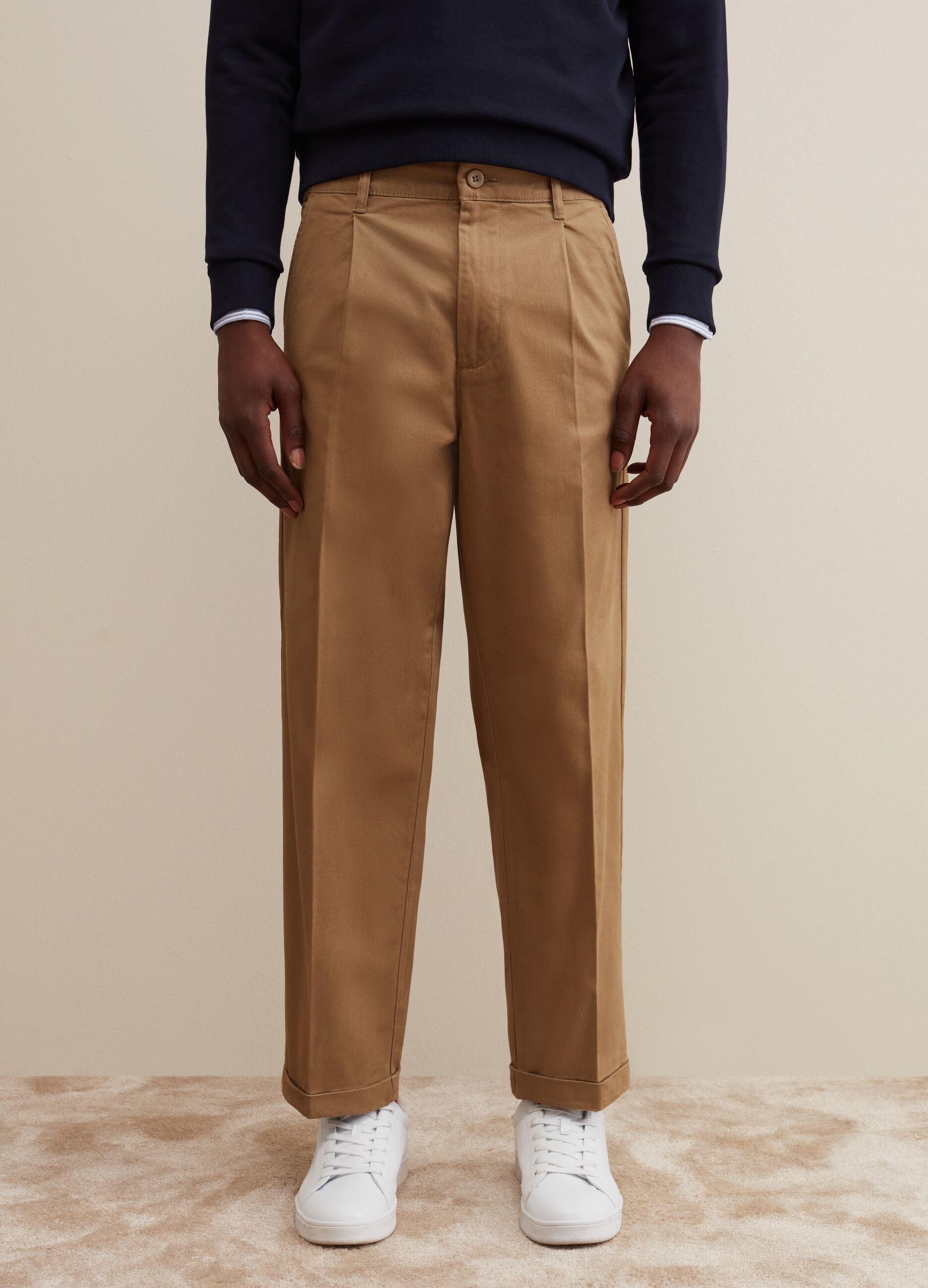PIOMBO Man's Beige Chino trousers in twill with darts