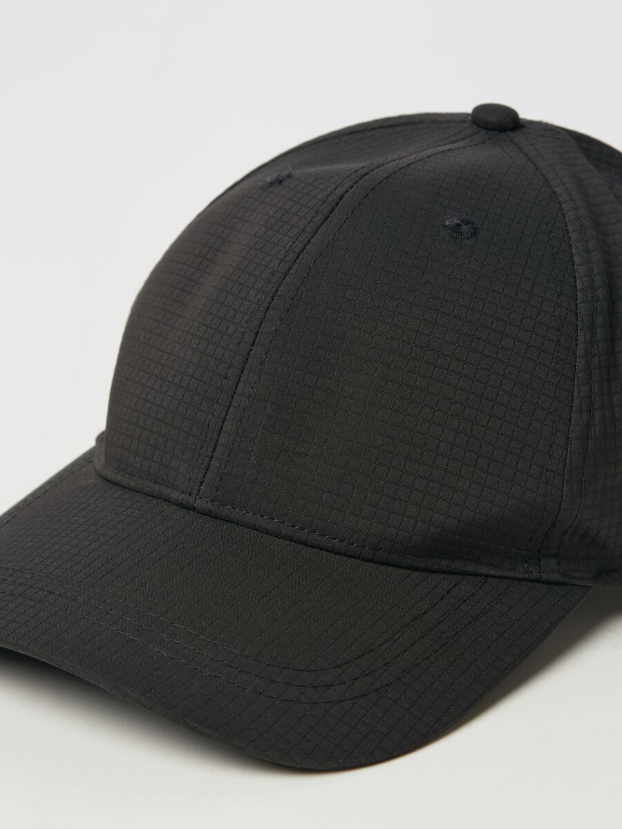 Baseball cap with ripstop weave_2