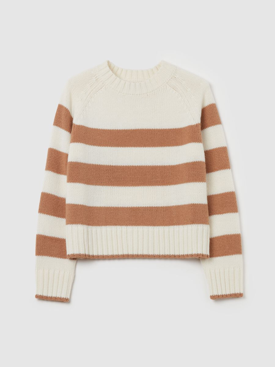 Striped pullover with raglan sleeves_4