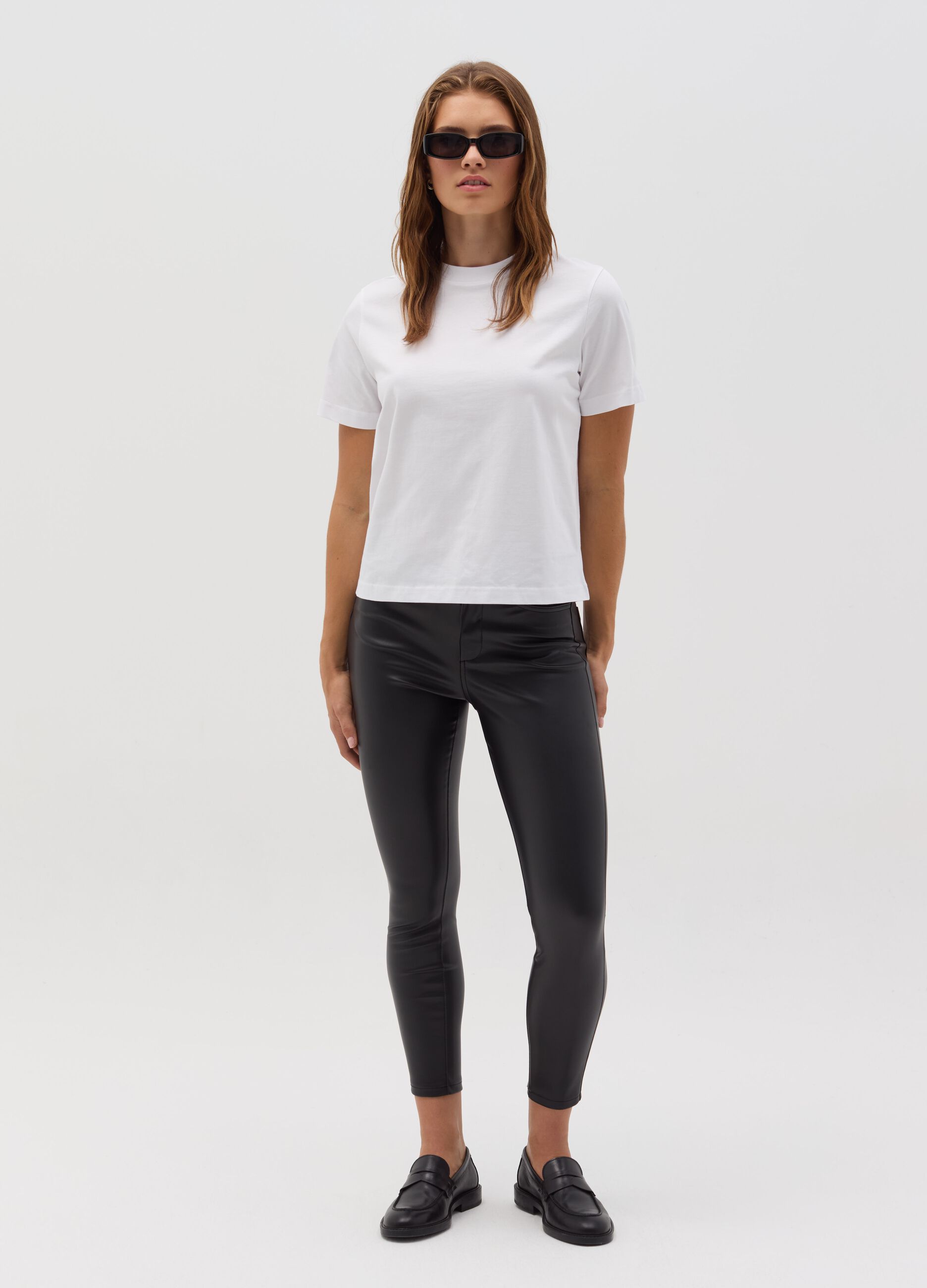 Glossy-effect skinny-fit trousers