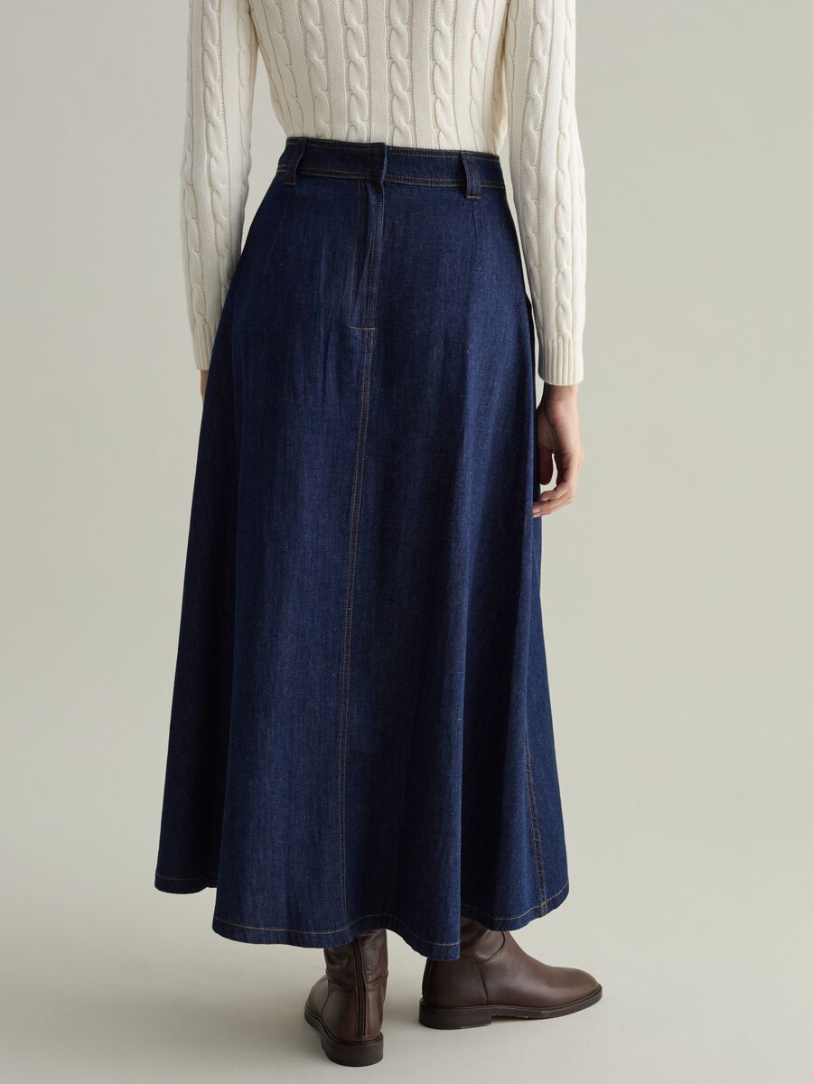 Long full skirt in denim_3