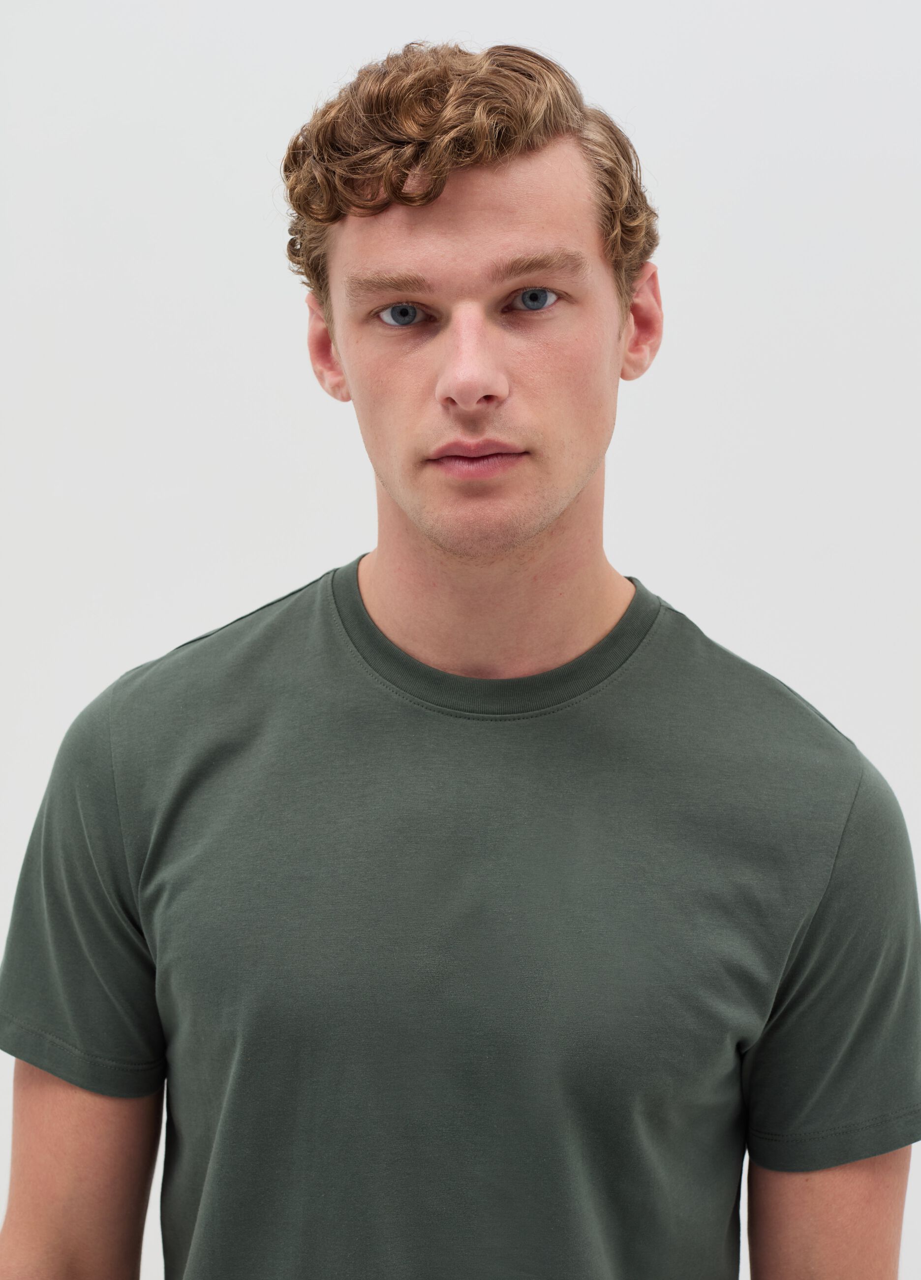 Cotton T-shirt with round neck