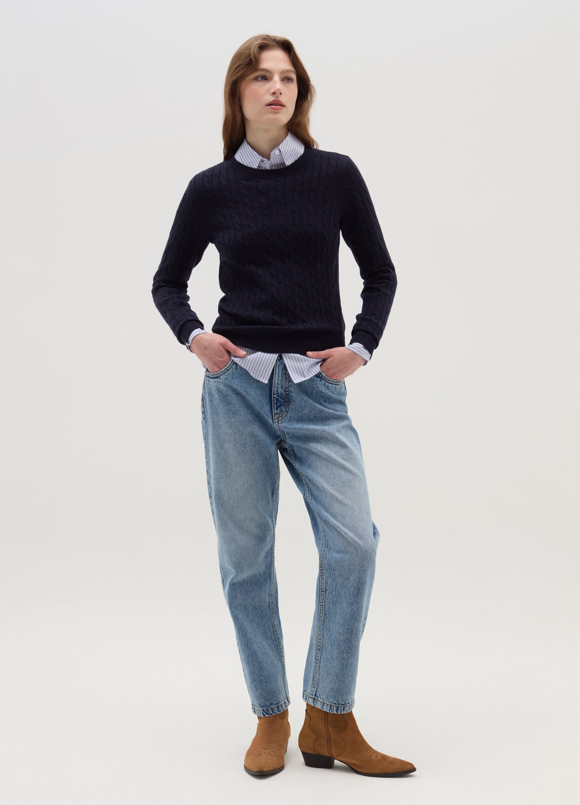 Ribbed pullover with cable-knit design