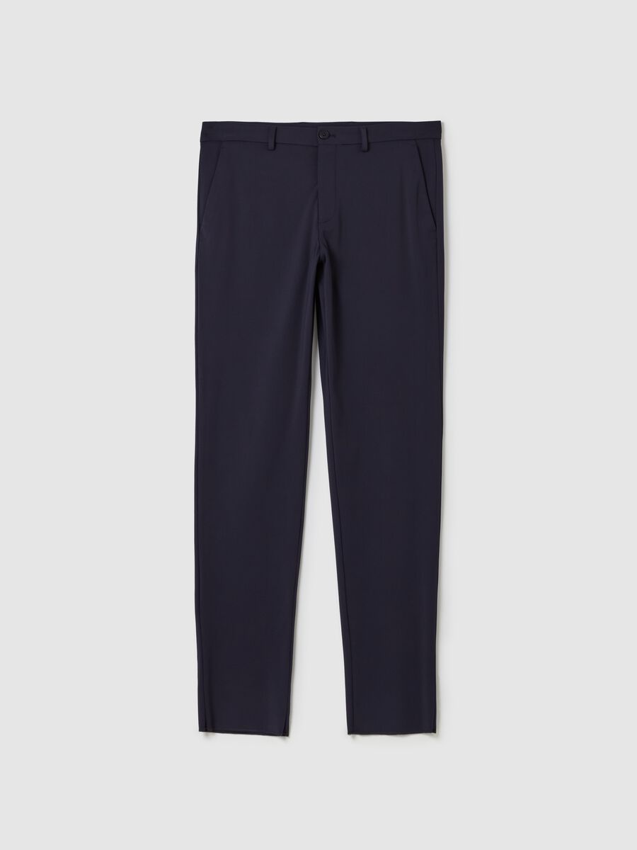 Contemporary chino trousers in technical fabric_4