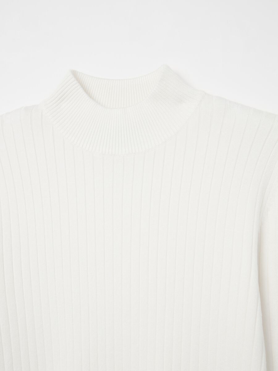 Flat ribbed top with mock neck_5