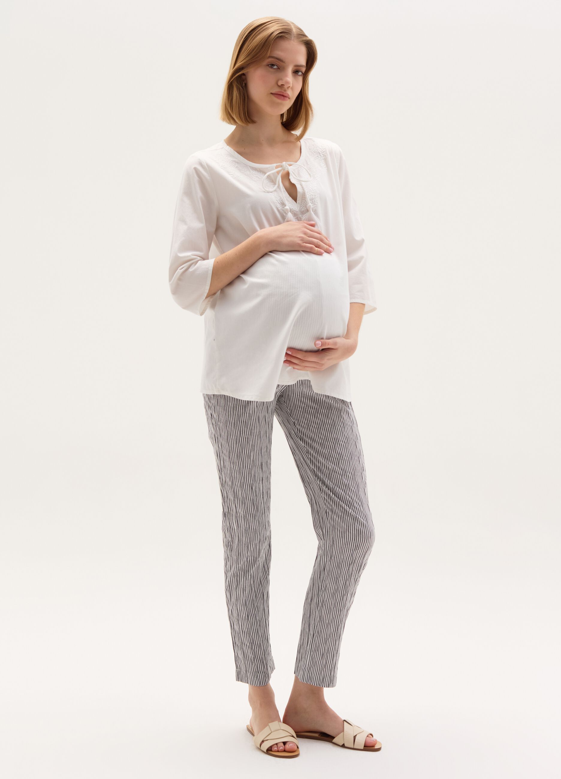 Maternity trousers with thin stripes