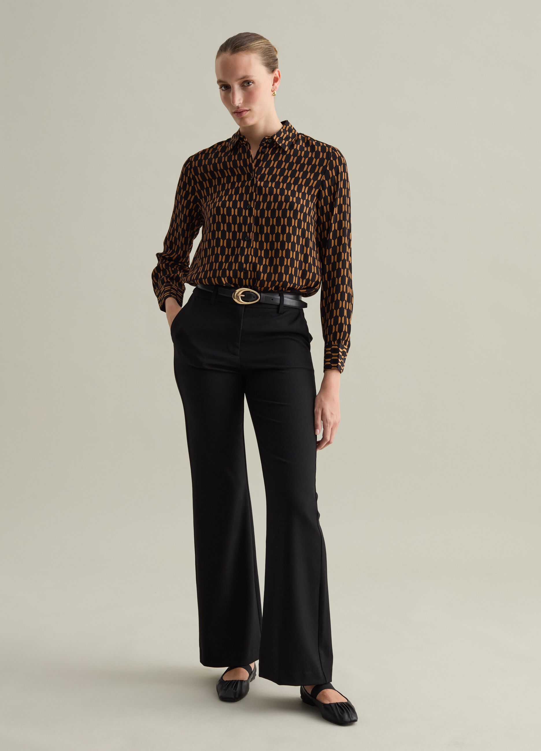 Contemporary viscose shirt with print