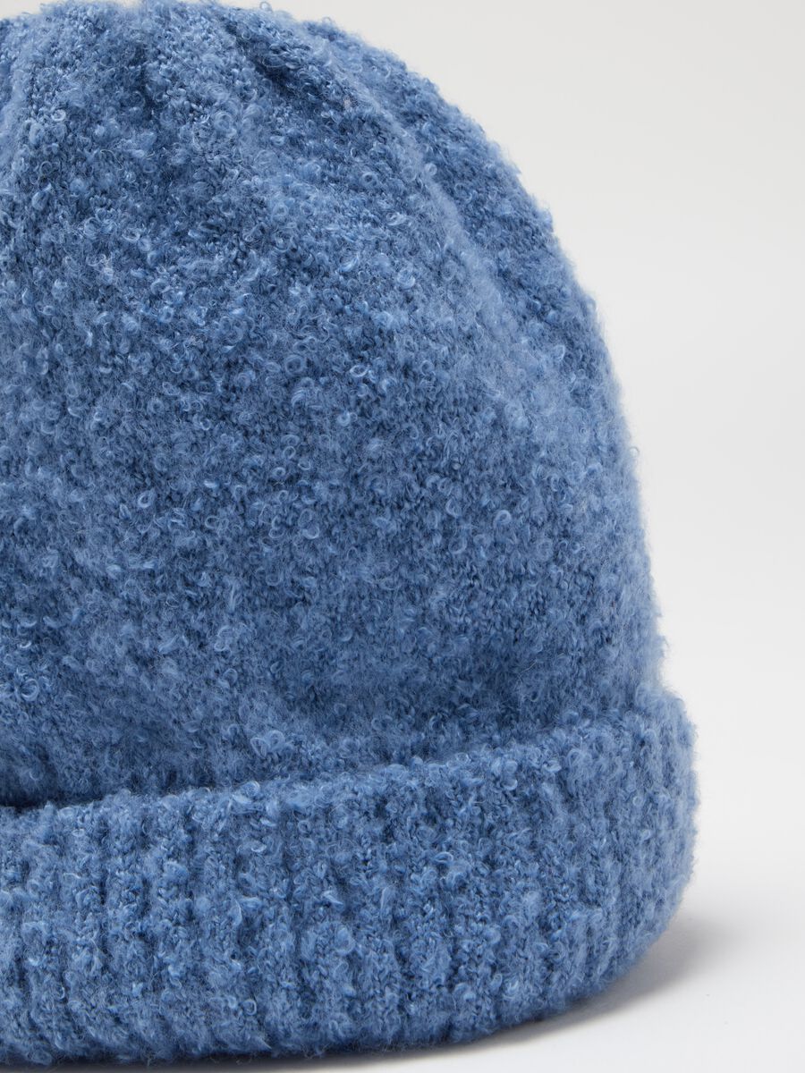 Bouclé-effect hat with fold_2