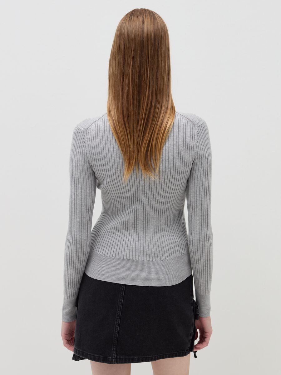 Turtleneck pullover with flat ribbing_2