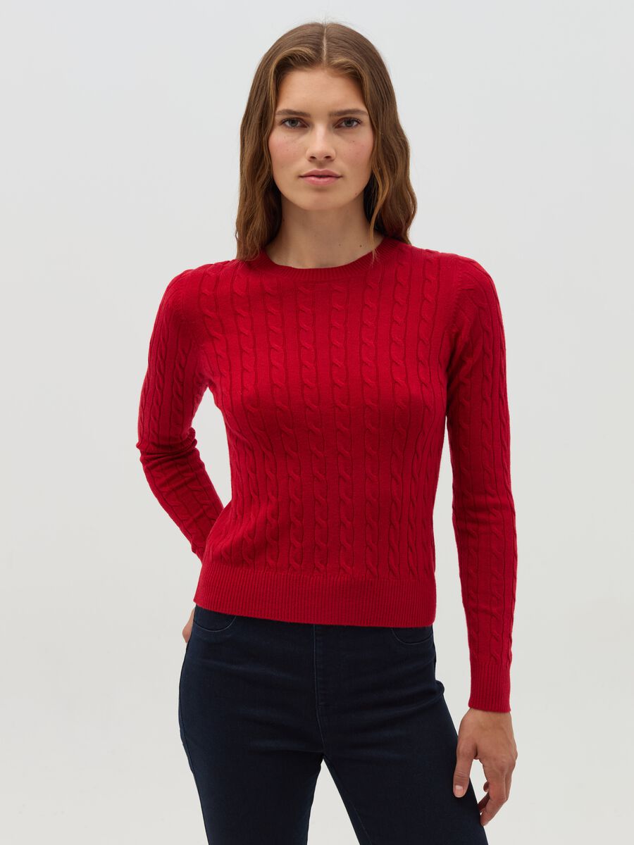 Pullover with cable-knit design_0