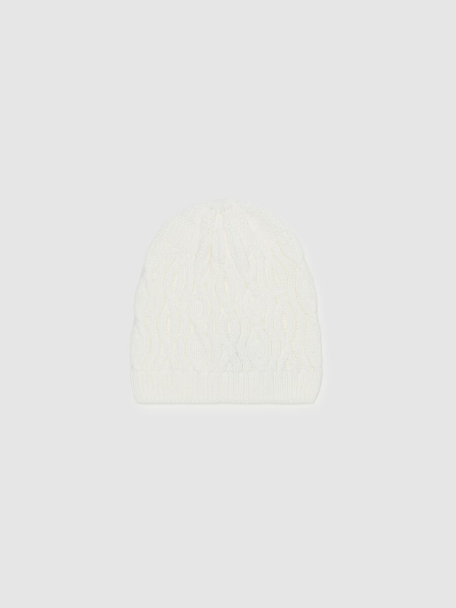 Knit hat with wavy weave_0