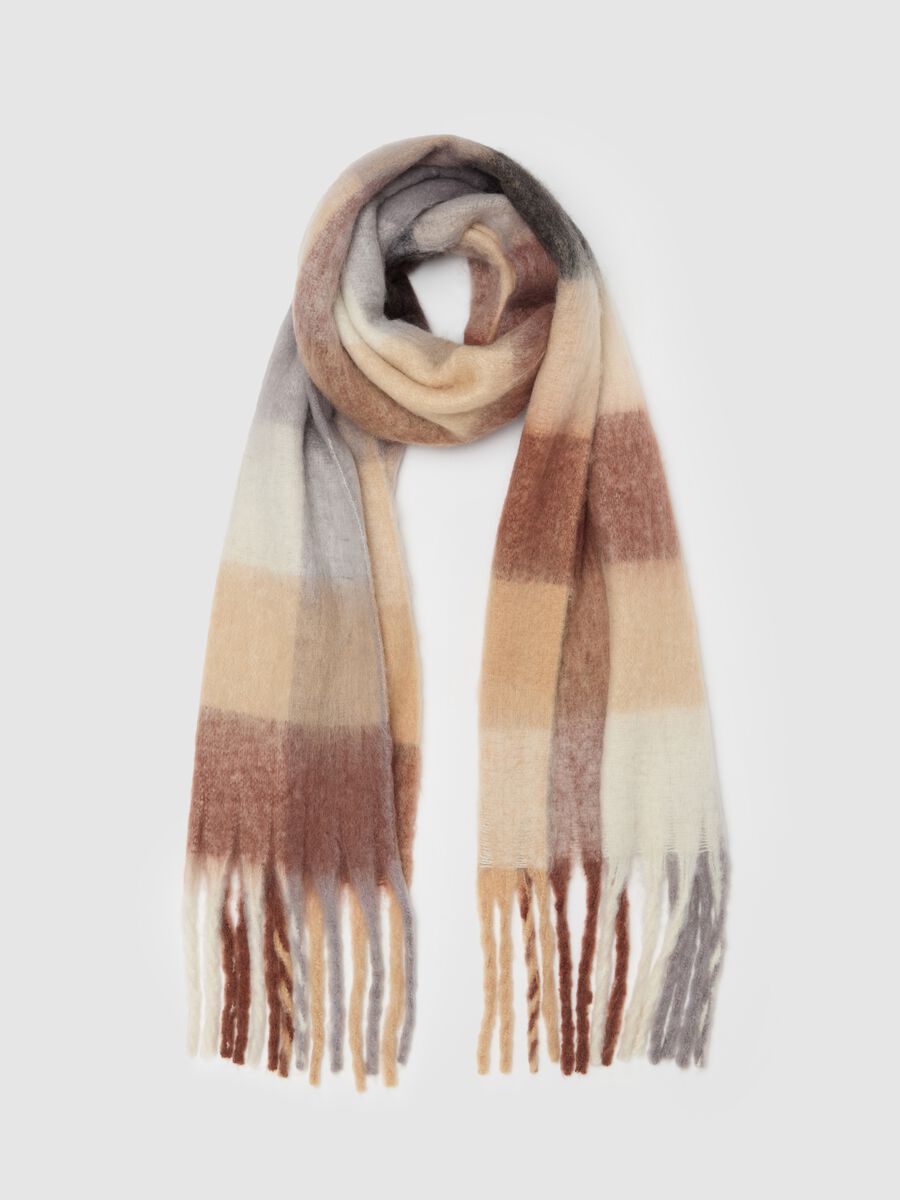 Checked scarf with fringe_0