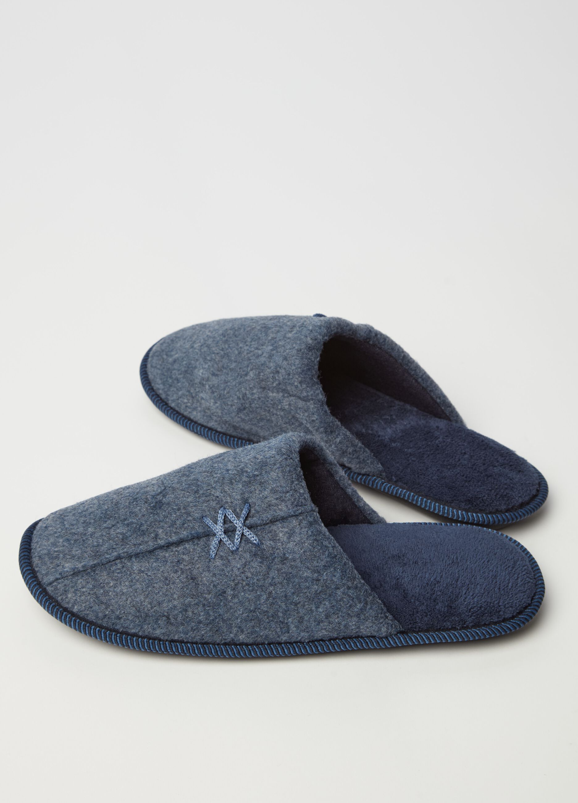 Bouclé-effect mélange slippers