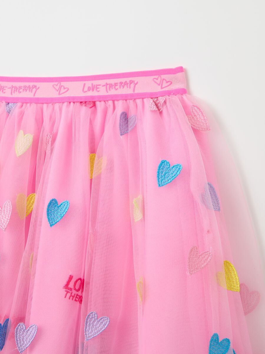 Tulle skirt with multicoloured hearts embroidery_2