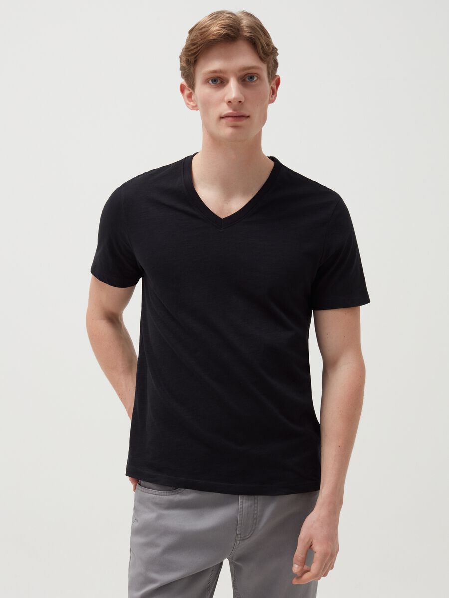 Slub cotton T-shirt with V neck_0