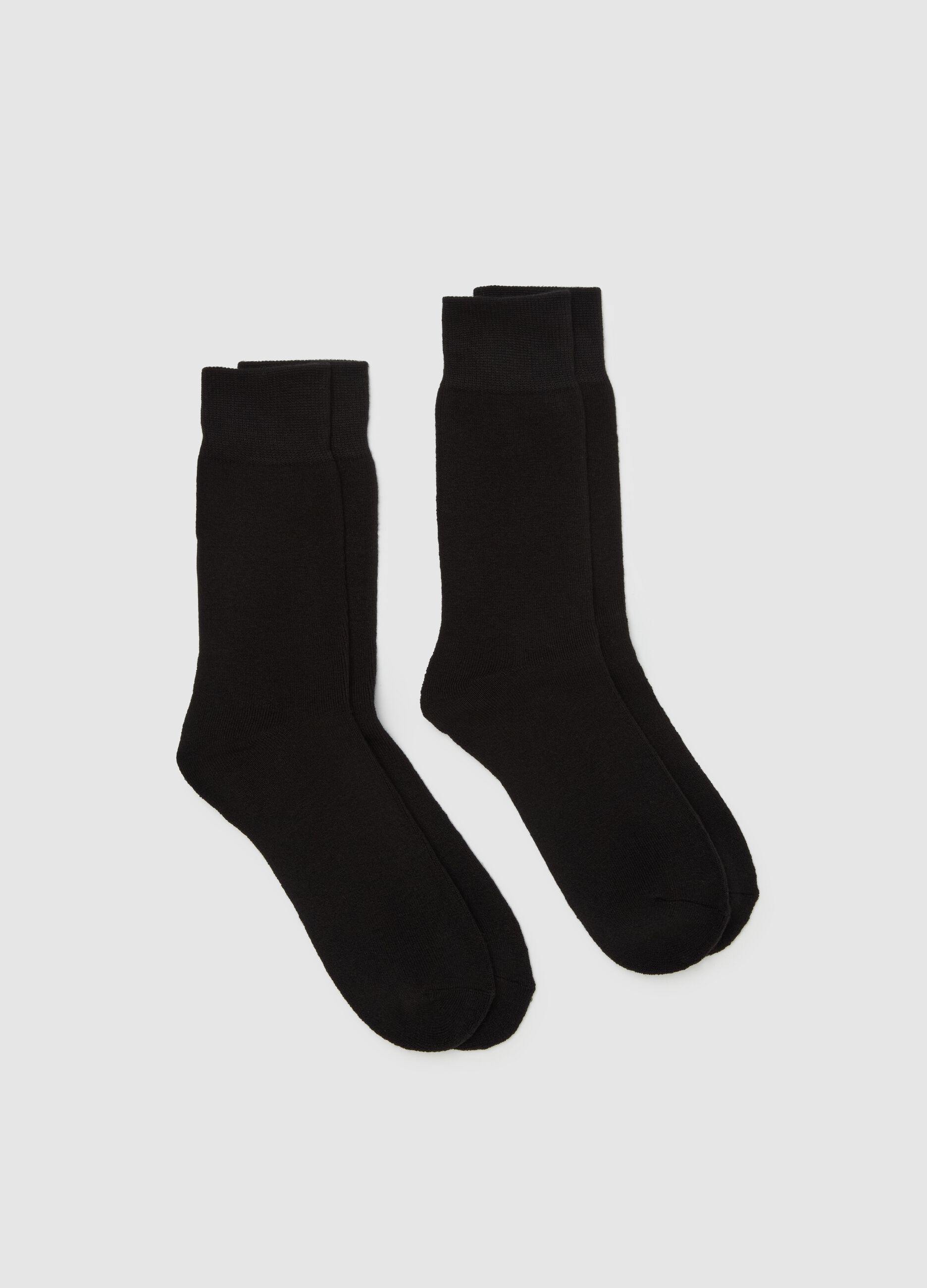 Two-pair pack short solid colour socks