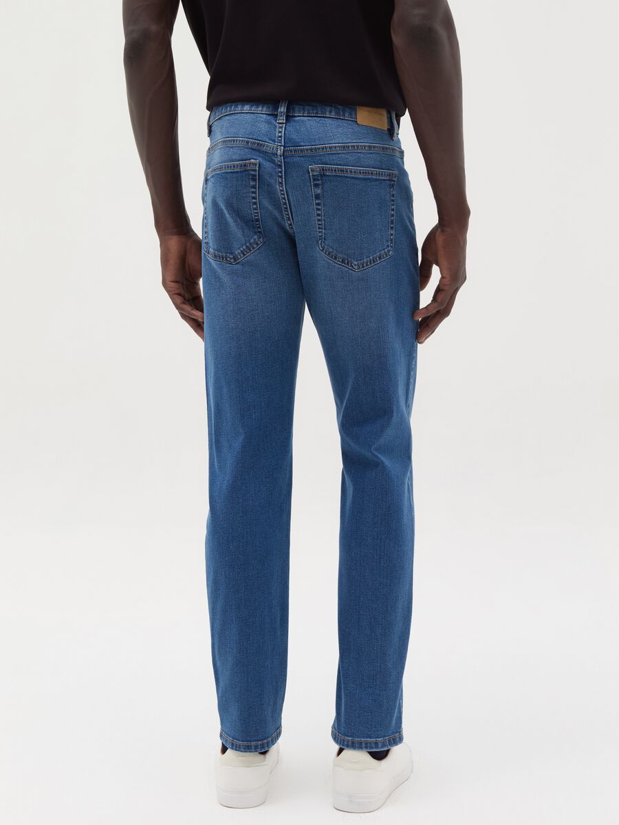 Slim-fit jeans with five pockets_2