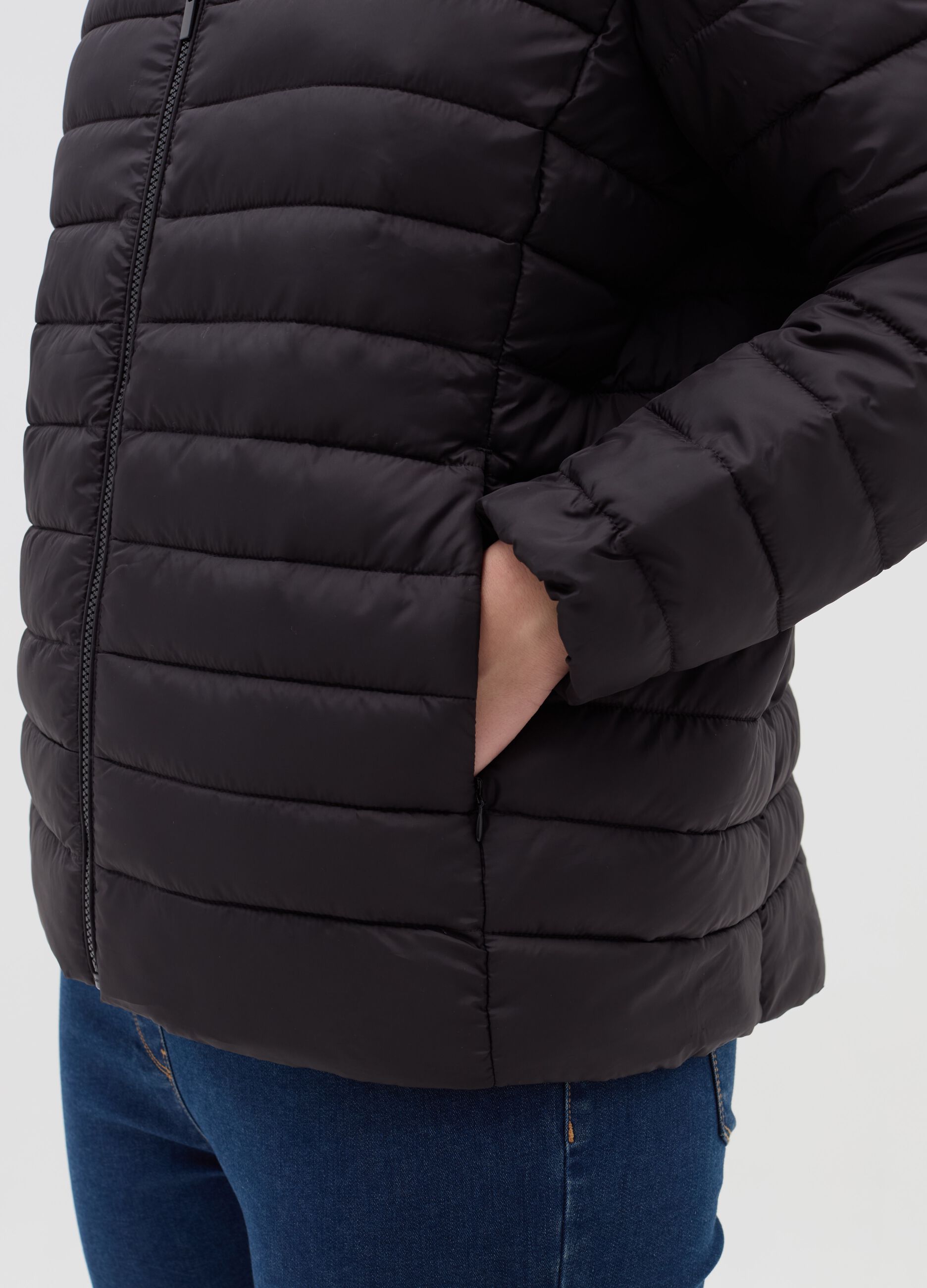 Curvy ultralight folding down jacket