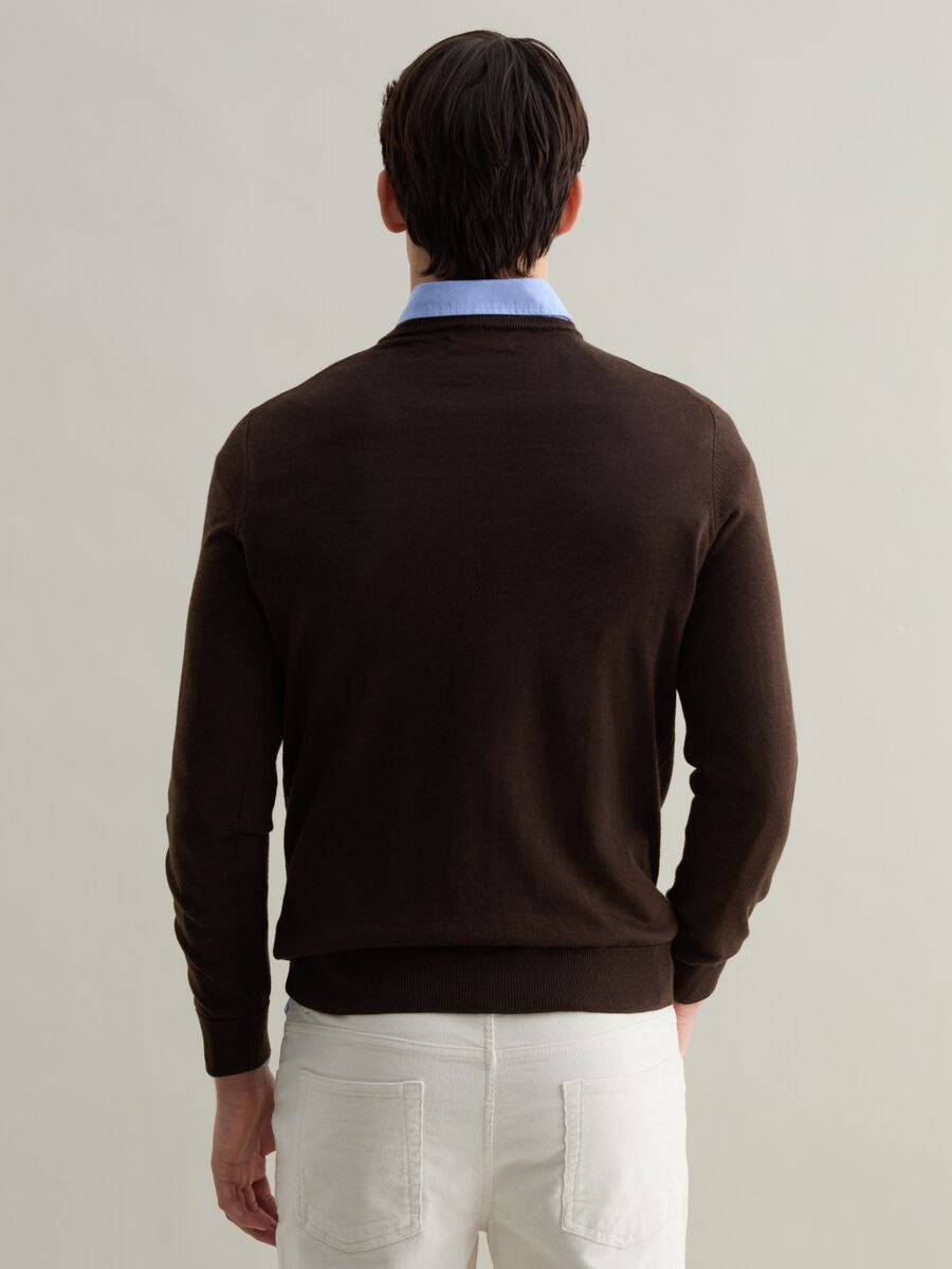 Merino wool pullover with round neck_3