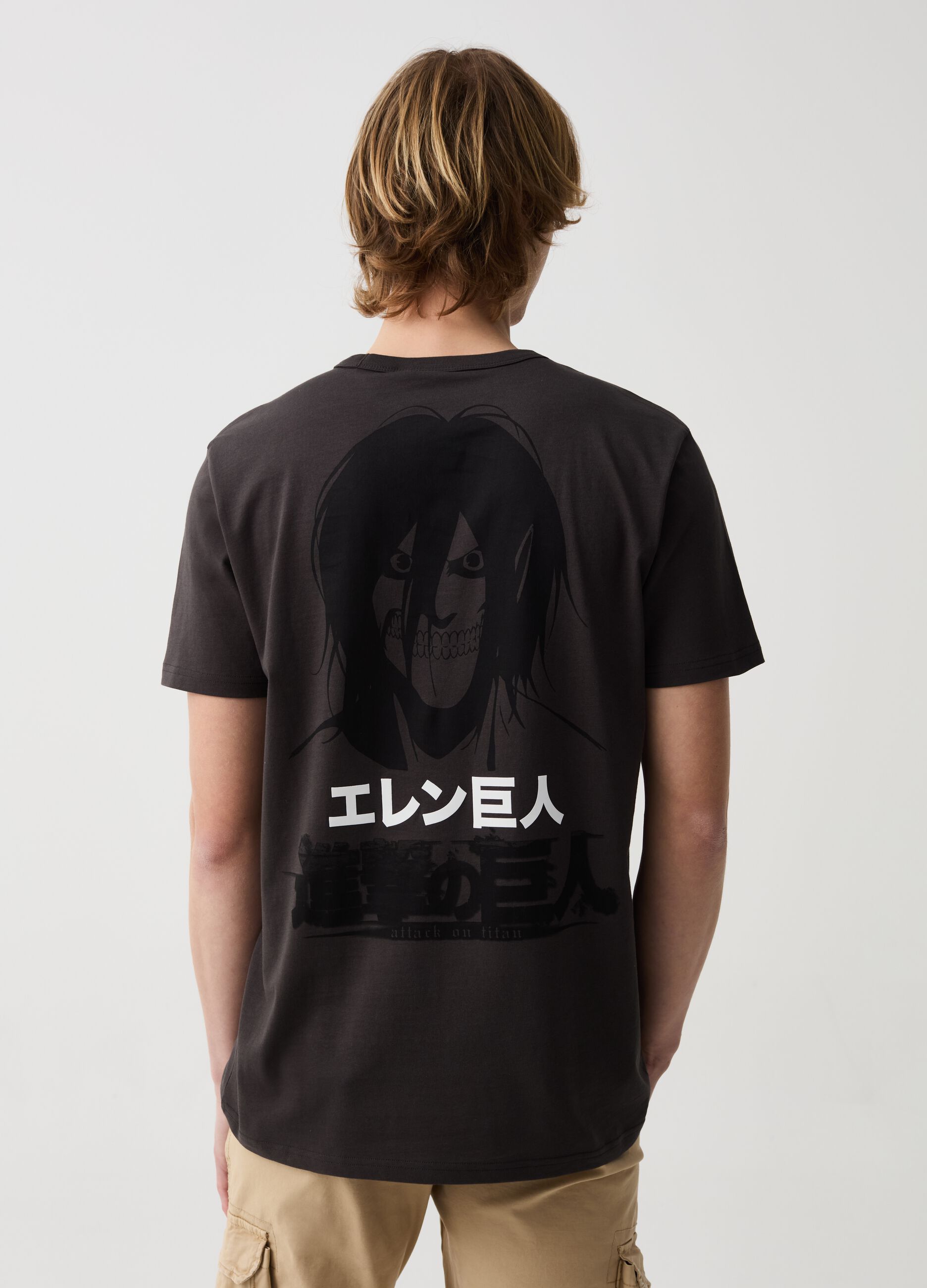 T-shirt with Eren Jaeger print