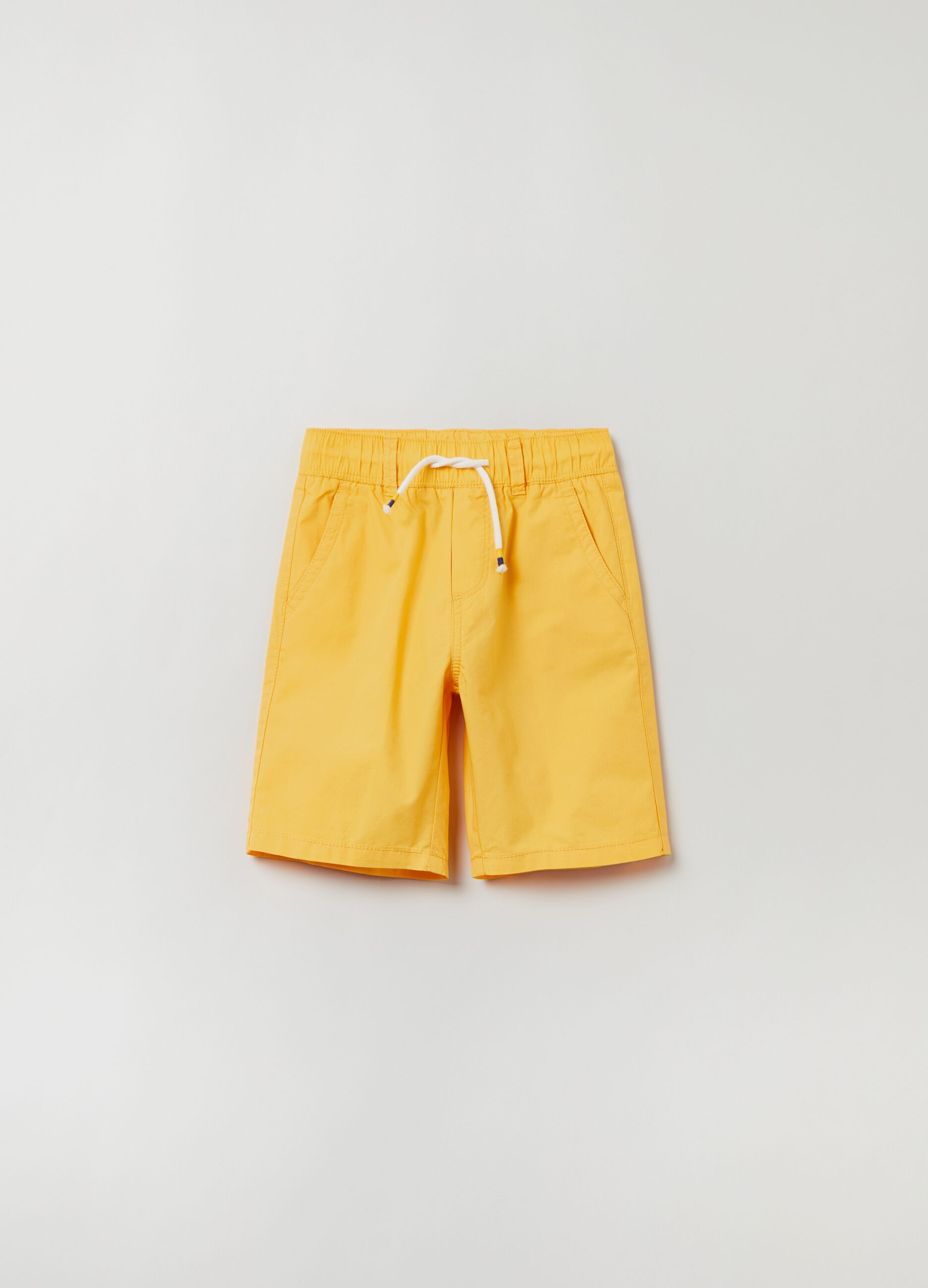 Cotton Bermuda shorts with drawstring