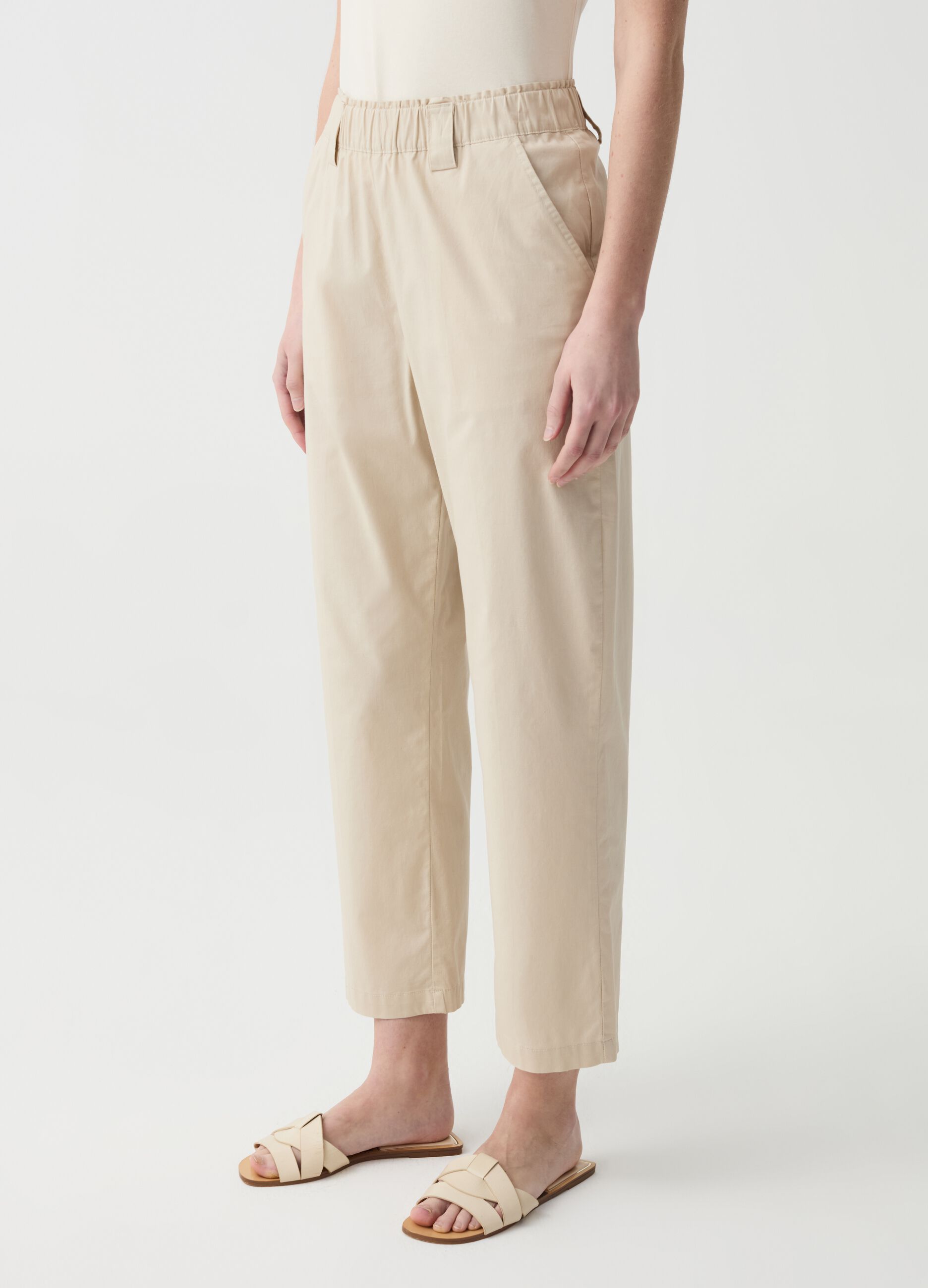 Wide-leg cropped trousers in stretch cotton