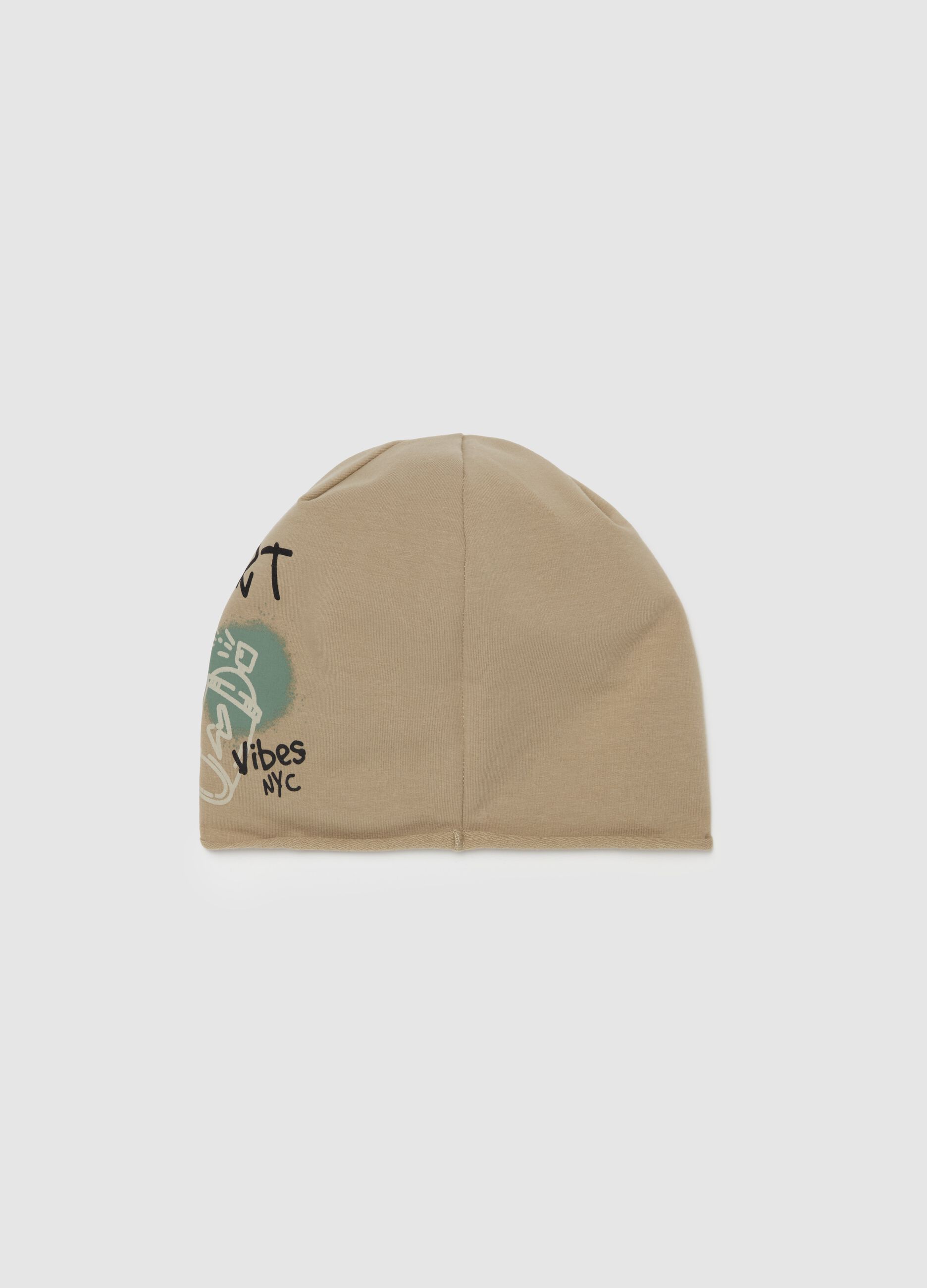 French terry hat with lettering print