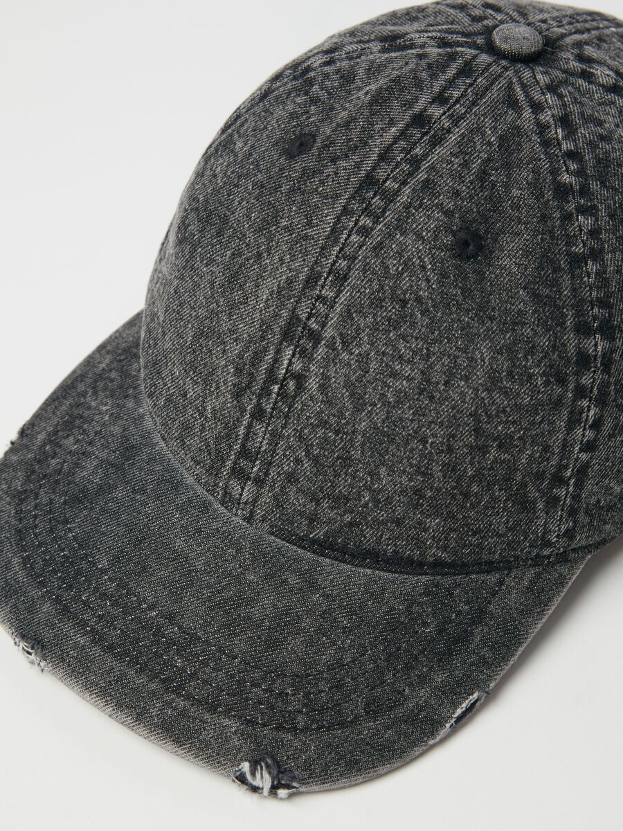 Denim baseball cap with abrasions_2