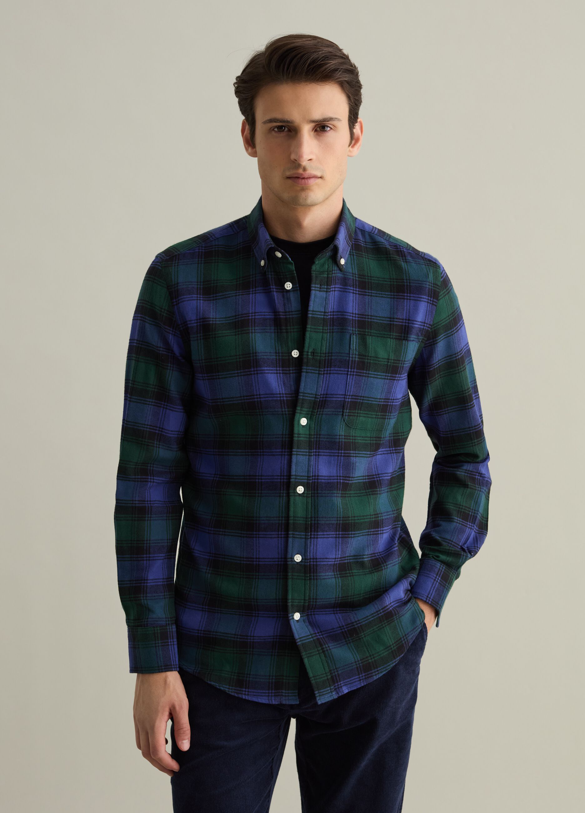 Flannel shirt with check pattern and button-down collar