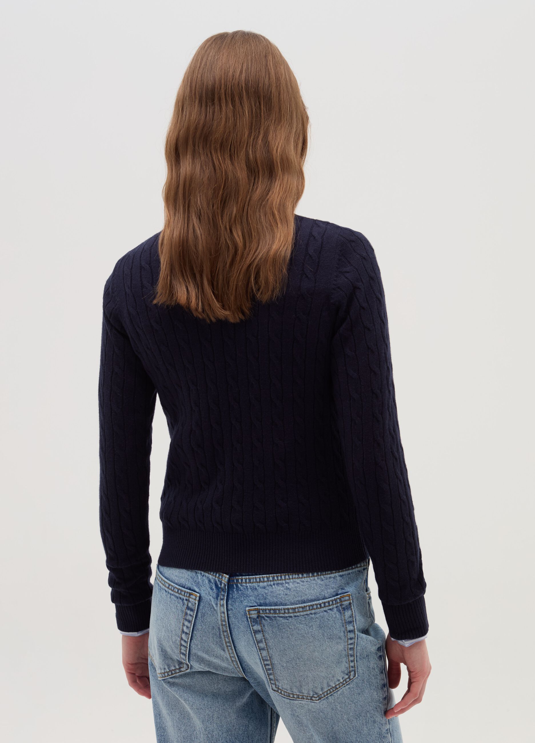 Ribbed pullover with cable-knit design