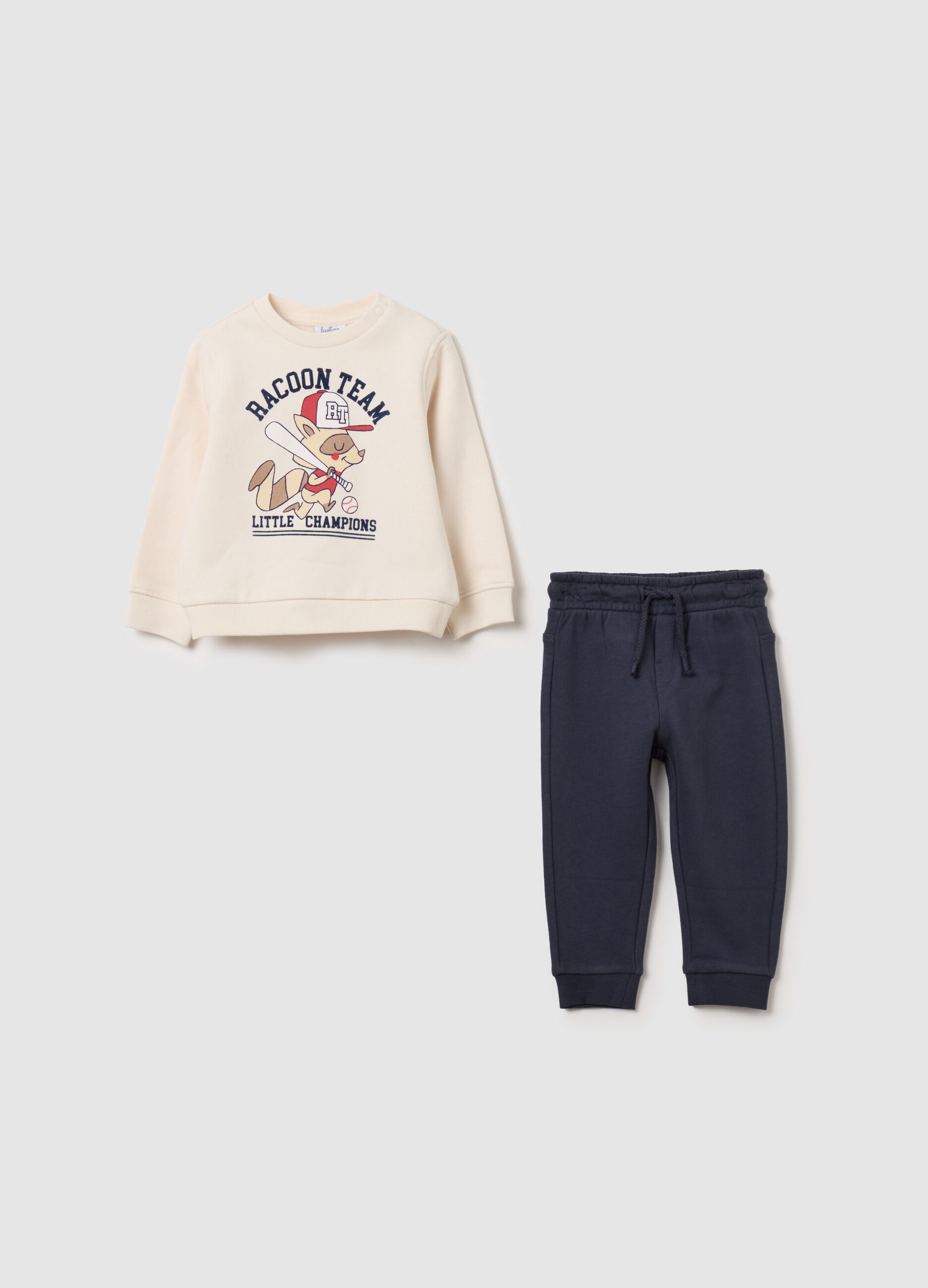 Fleece jogging set with "Raccoon Team” print