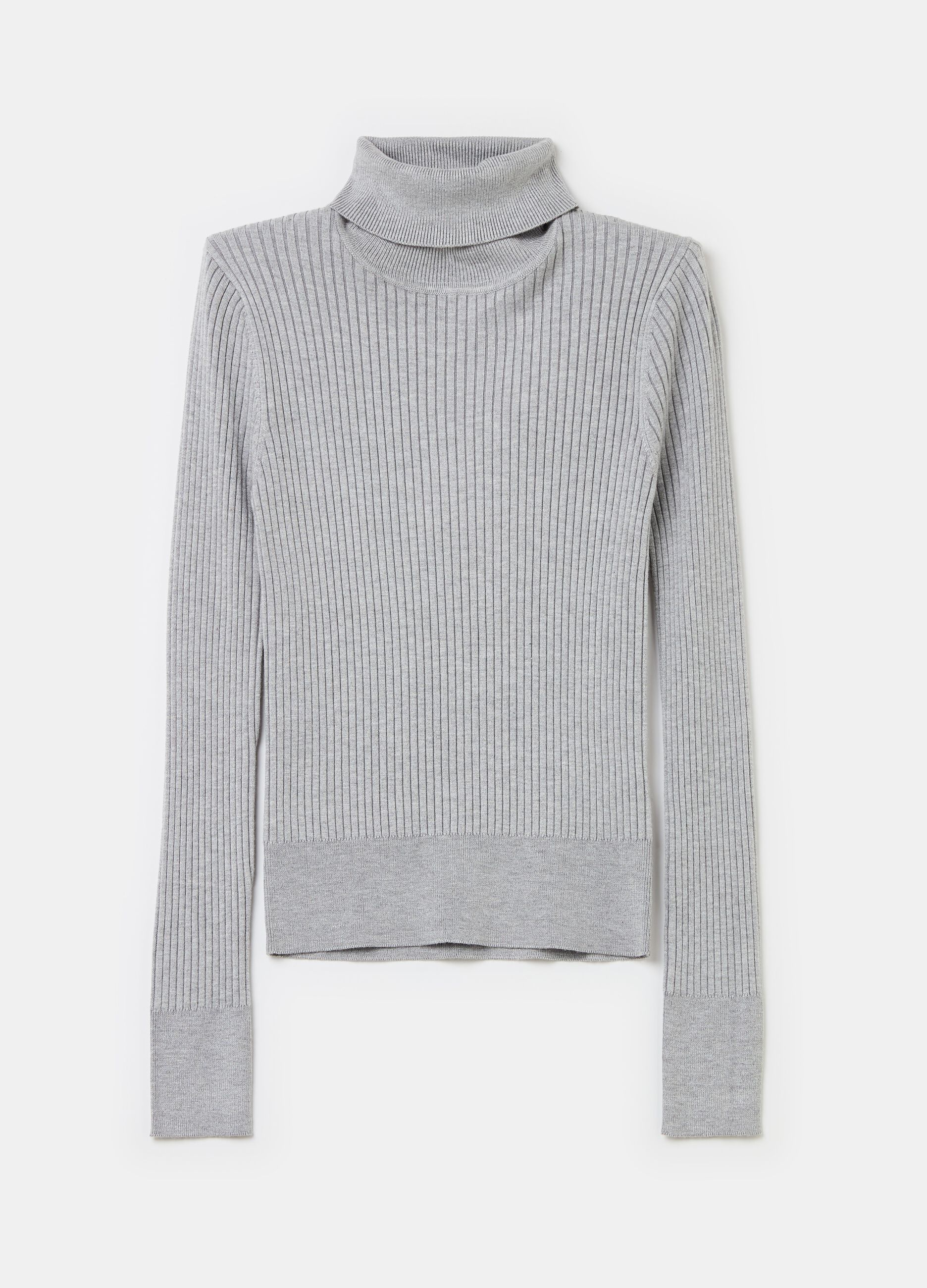 Turtleneck pullover with flat ribbing