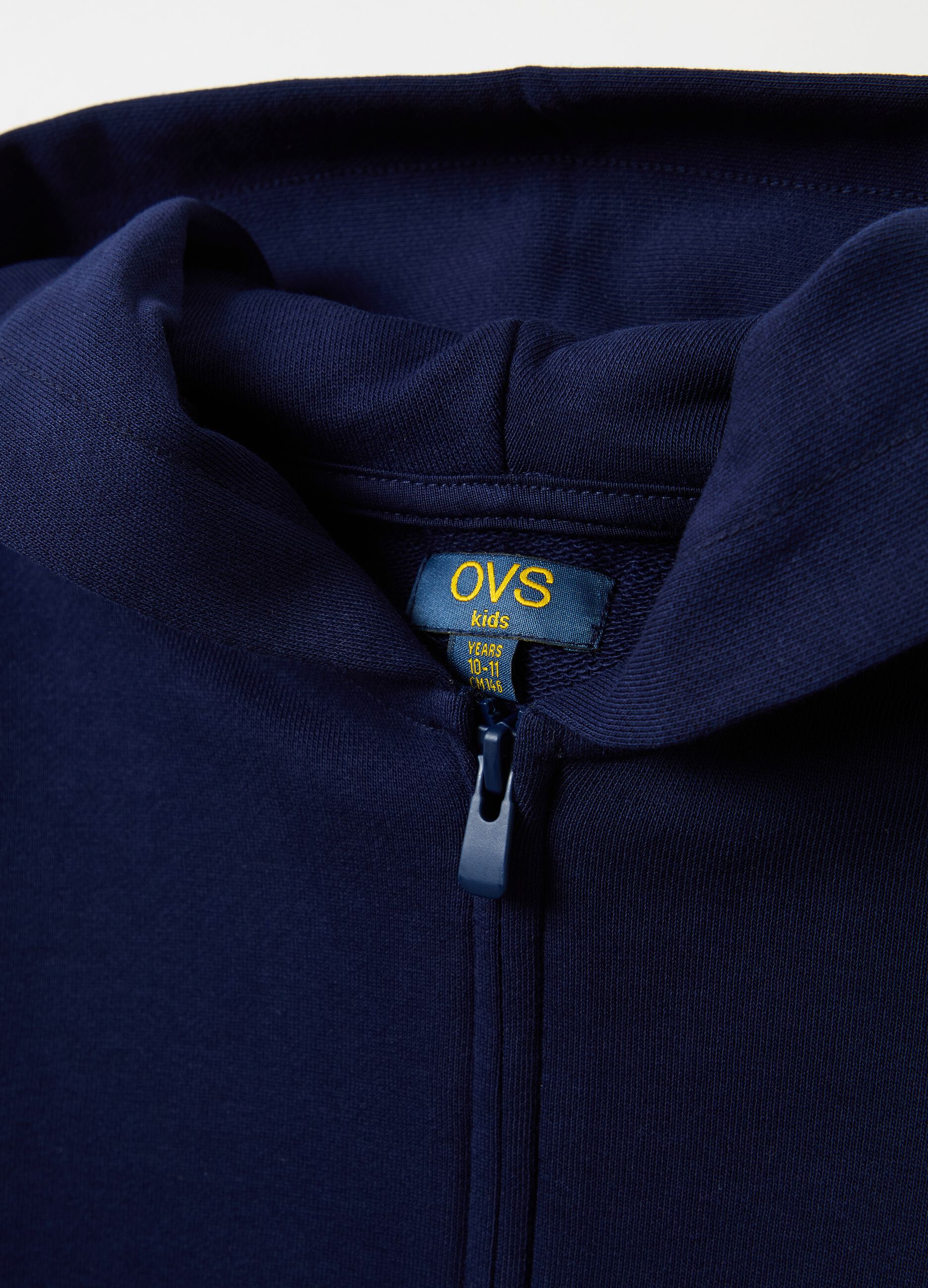 Essential organic cotton full-zip sweatshirt with hood