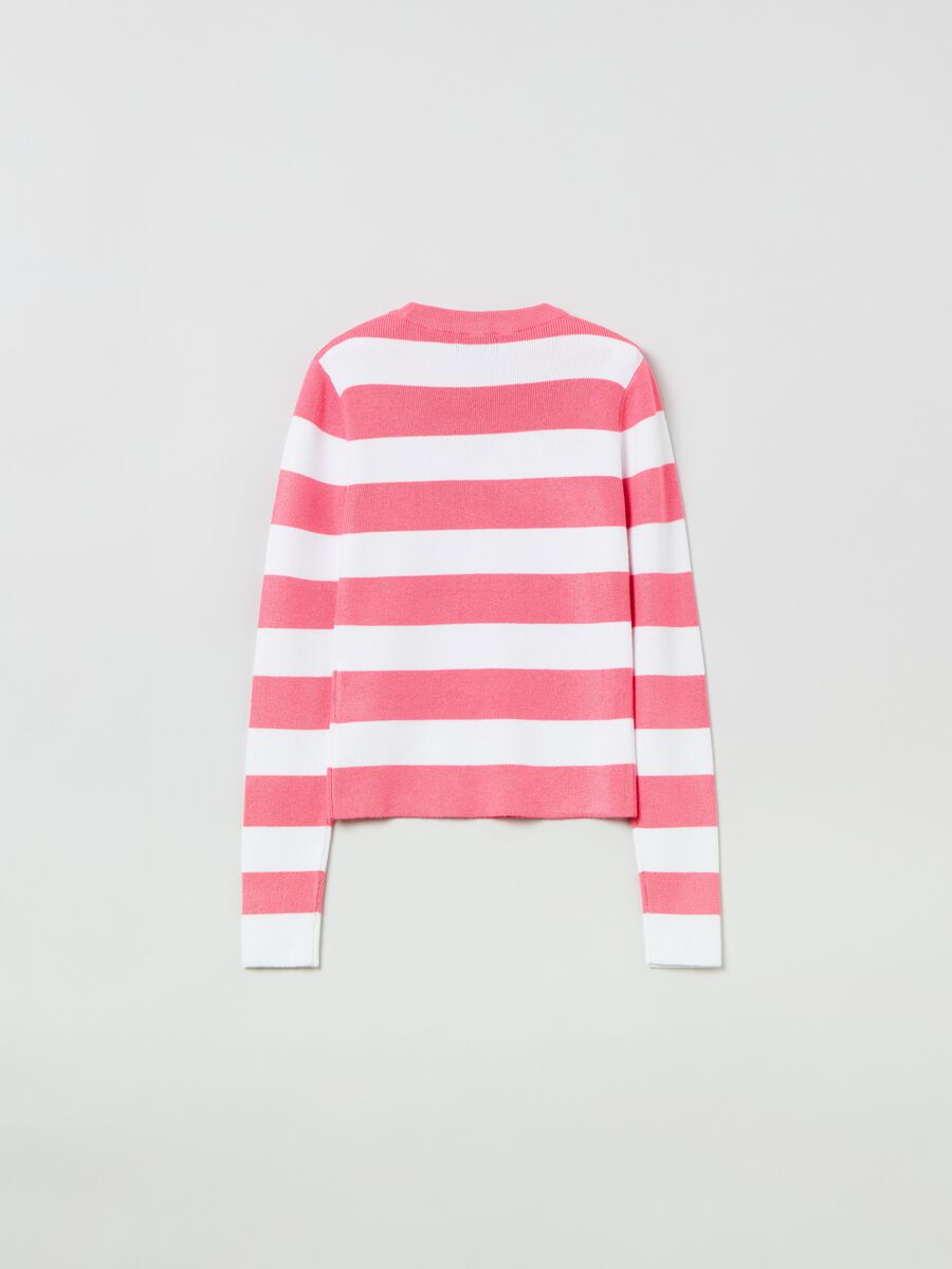 Round neck pullover with stripes_1