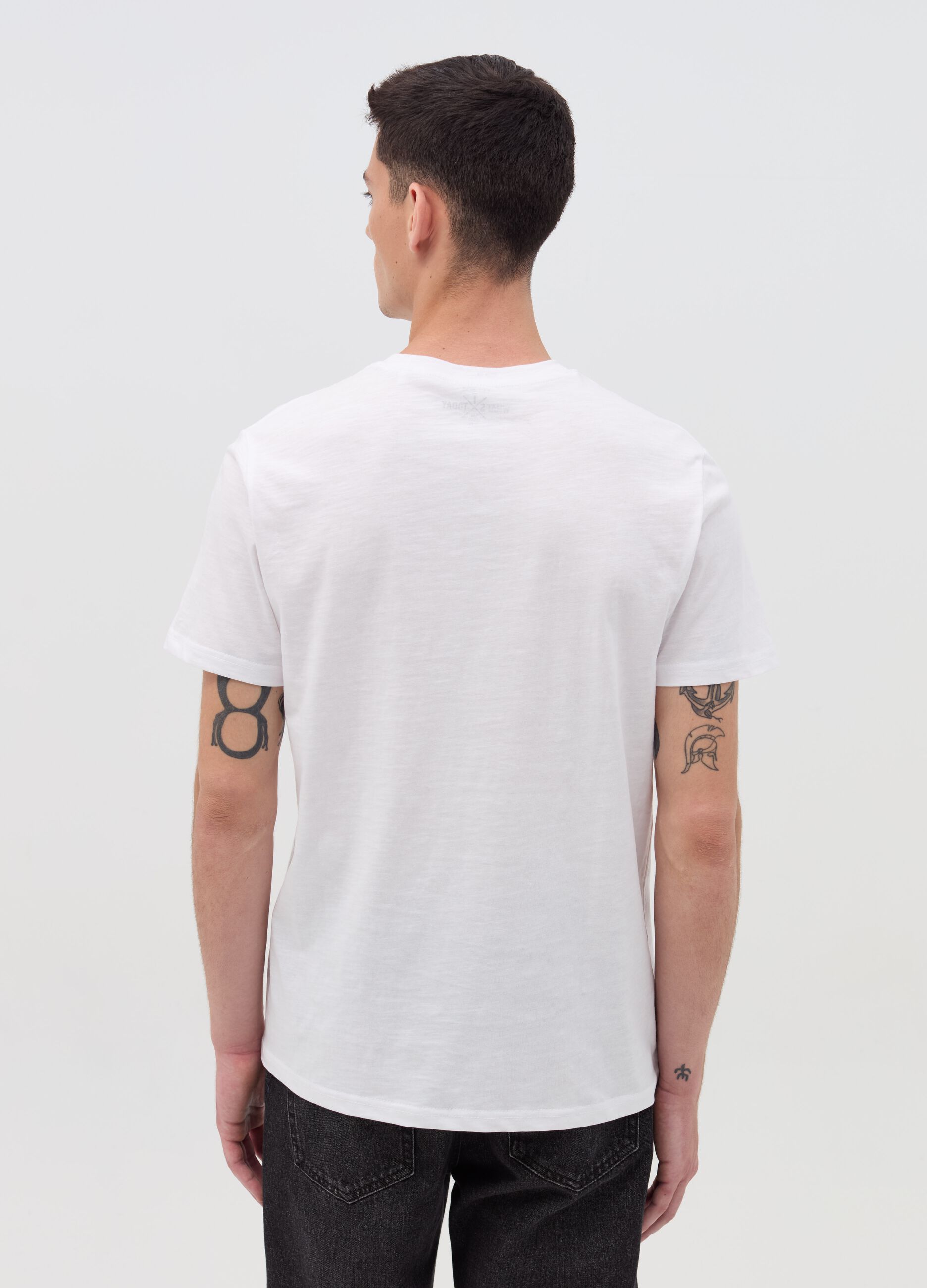 T-shirt with “Back in the 90s” print