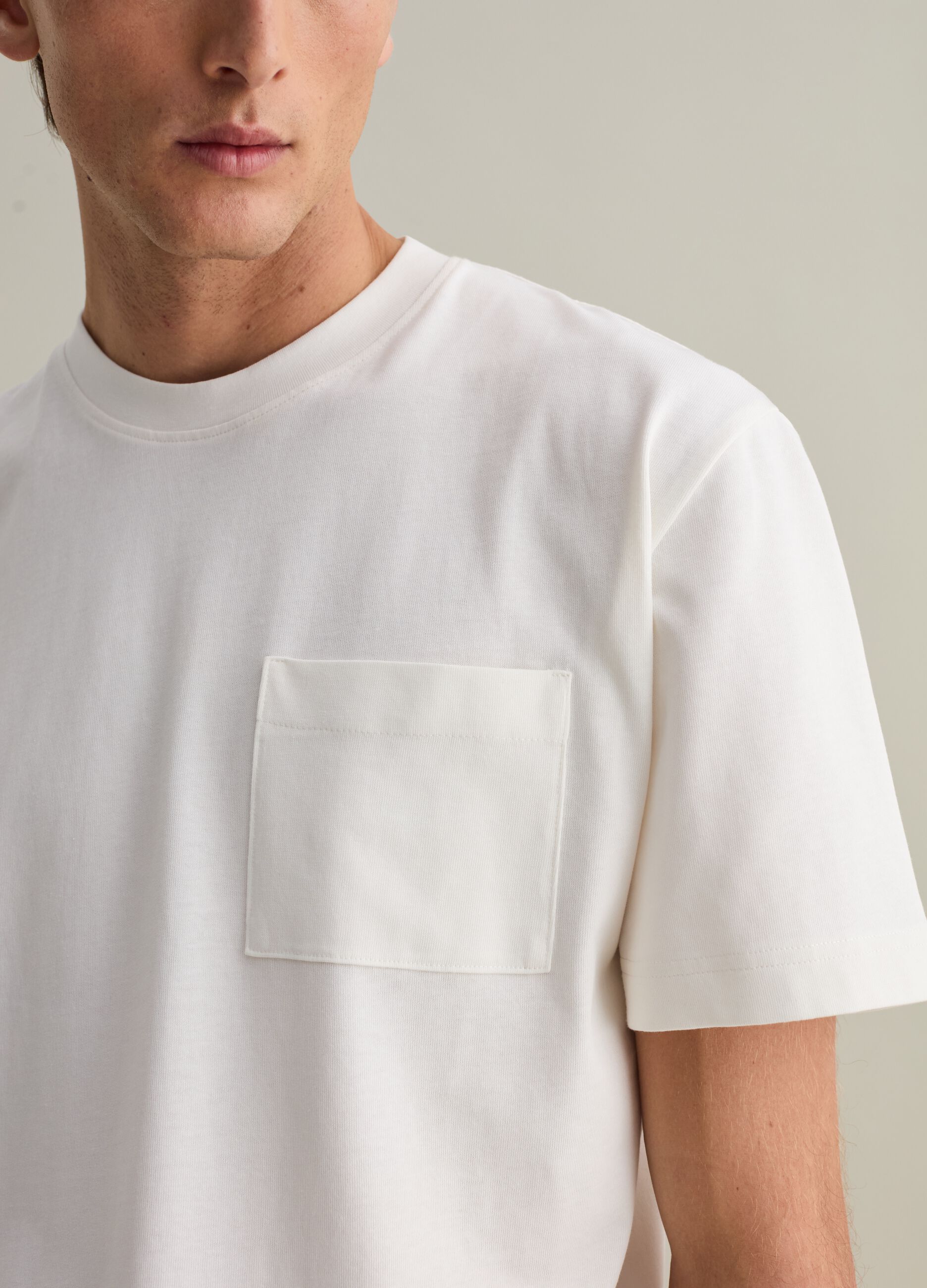 Relaxed-fit T-shirt with pocket