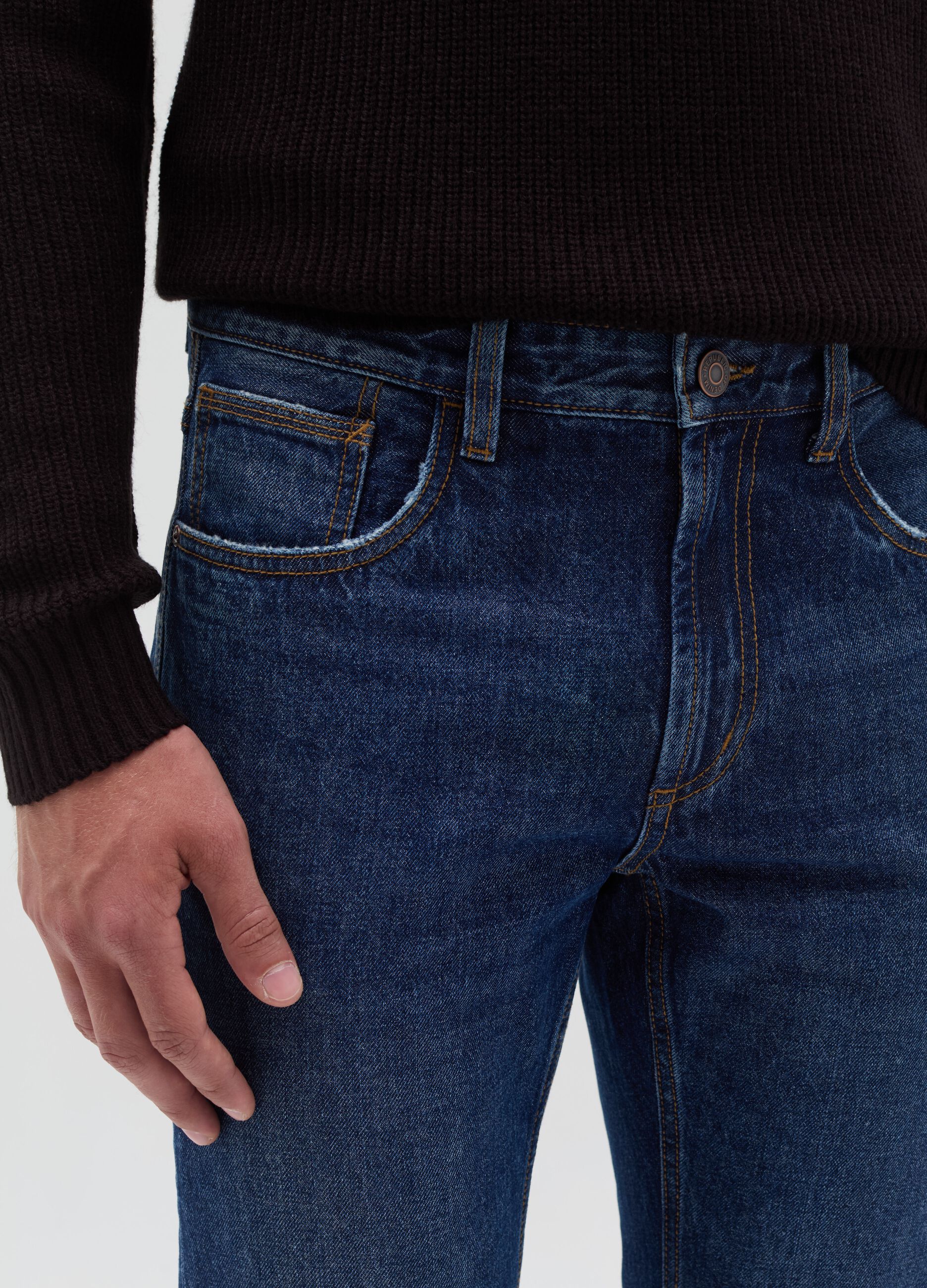 Regular-fit jeans with five pockets