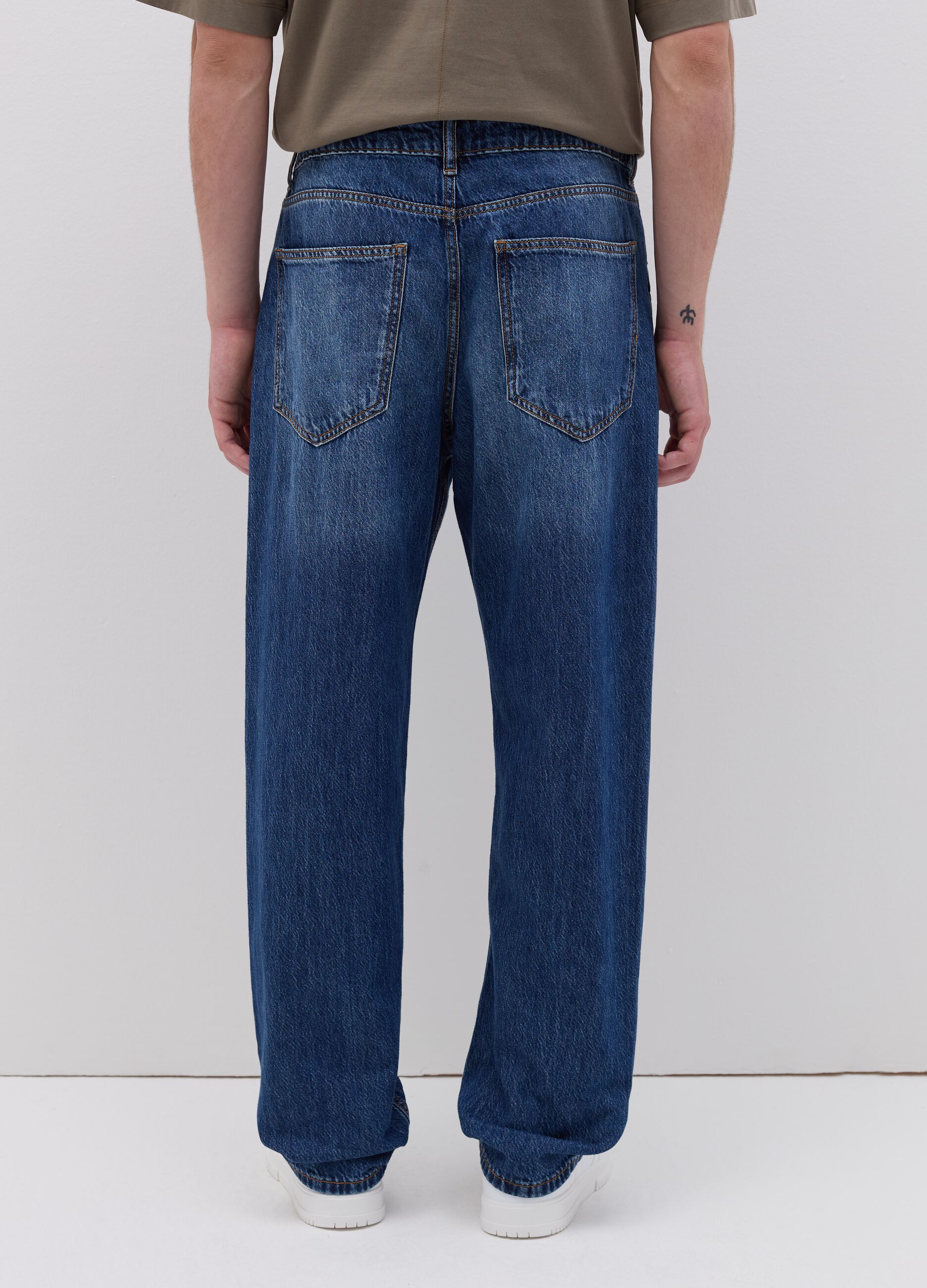 Baggy-fit jeans with five pockets