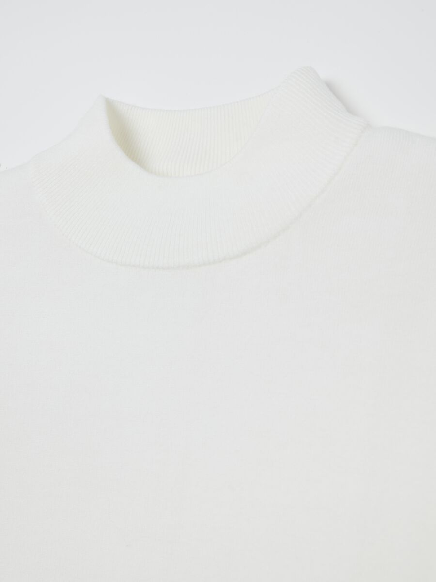 Long-sleeved top with mock neck_5